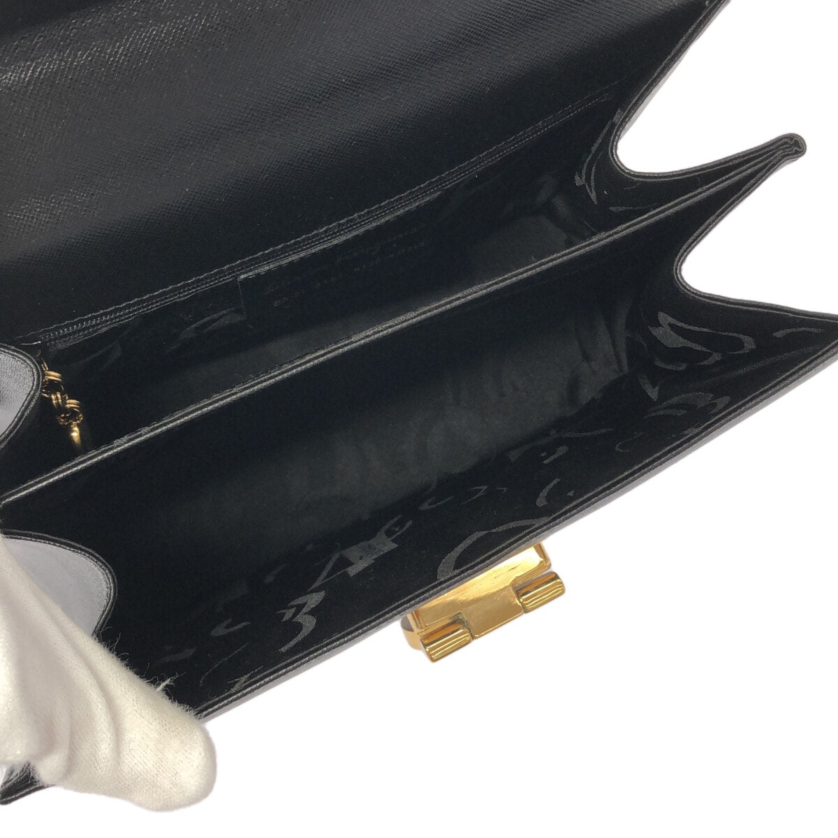 SALVATORE FERRAGAMO - Bolso de mano Gancini de piel negra
