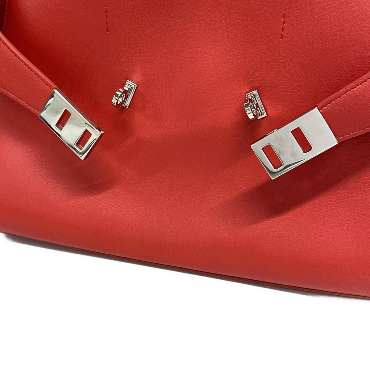 PRE-OWNED Hug Red Calf Leather Shoulder Bag