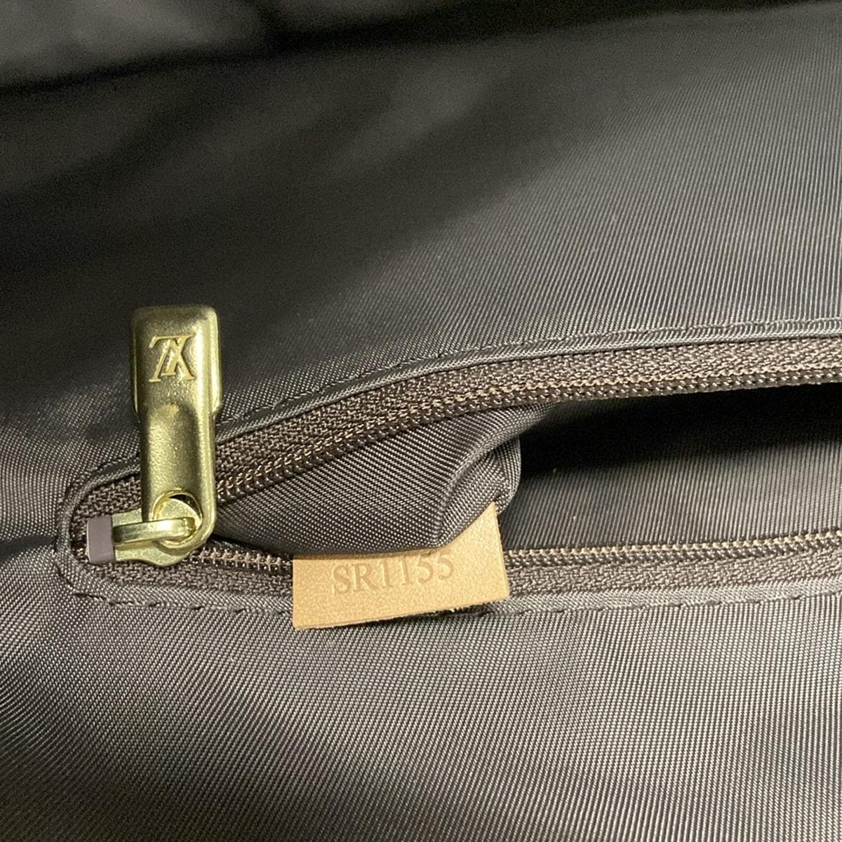 Bolso de hombro tipo maleta de lona con monograma LV Neo Eole 55 de segunda mano
