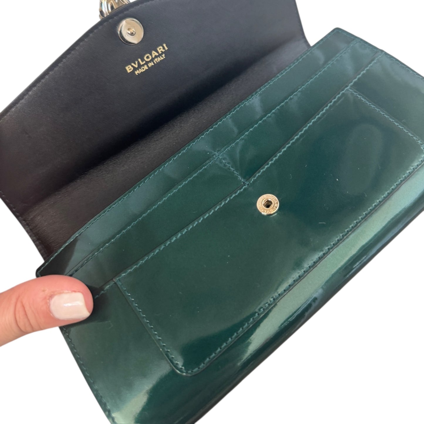 PRE-OWNED Green Vernis Leather Serpenti Forever Wallet