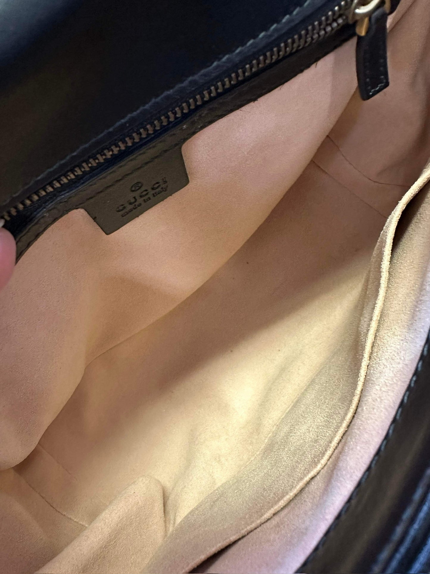 GUCCI - Calfskin Matelasse Medium GG Marmont Top Handle Shoulder Bag Black