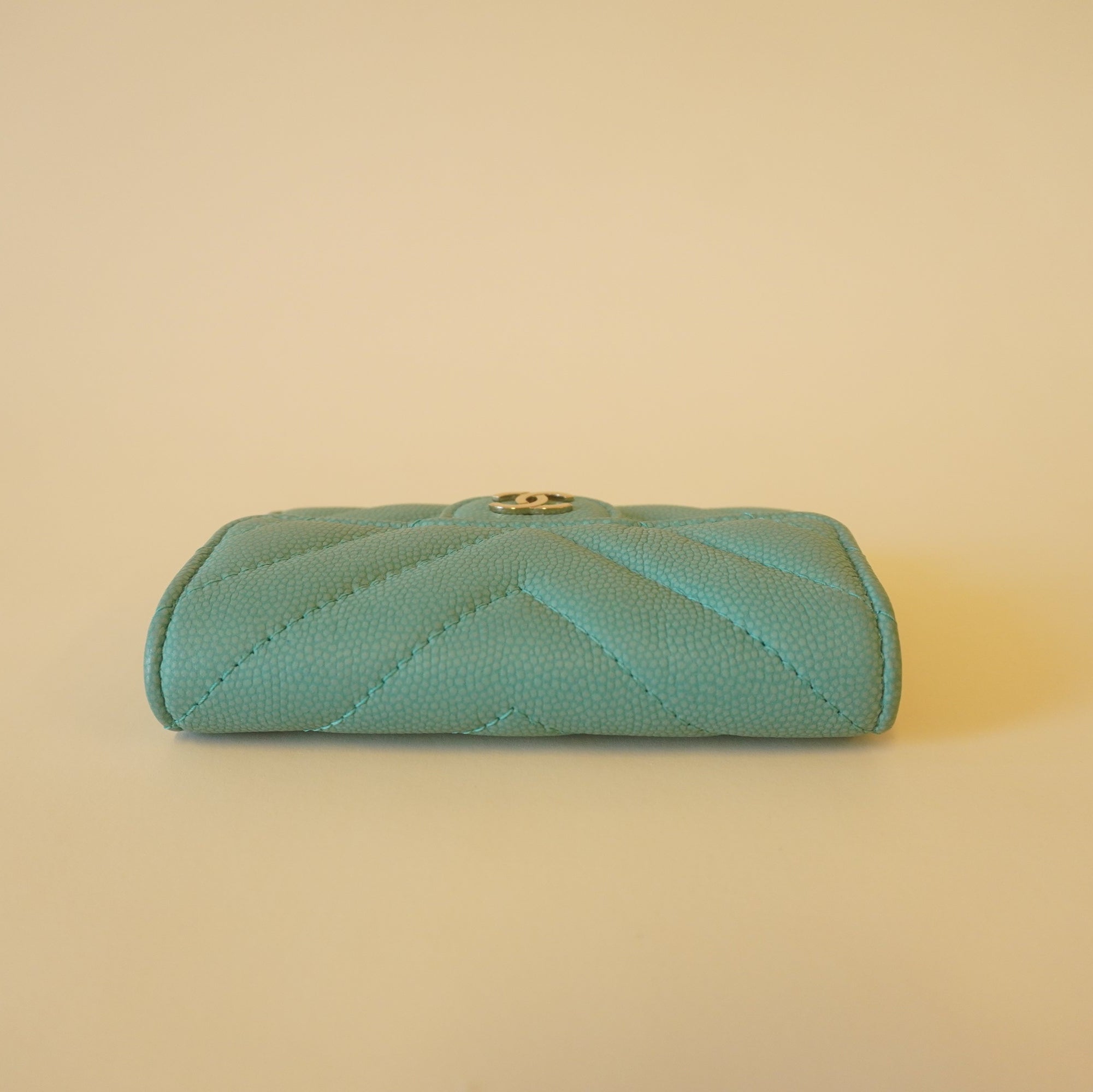 PRE-OWNED CC Acqua Caviar Chevron Quilted Card Holder Wallet