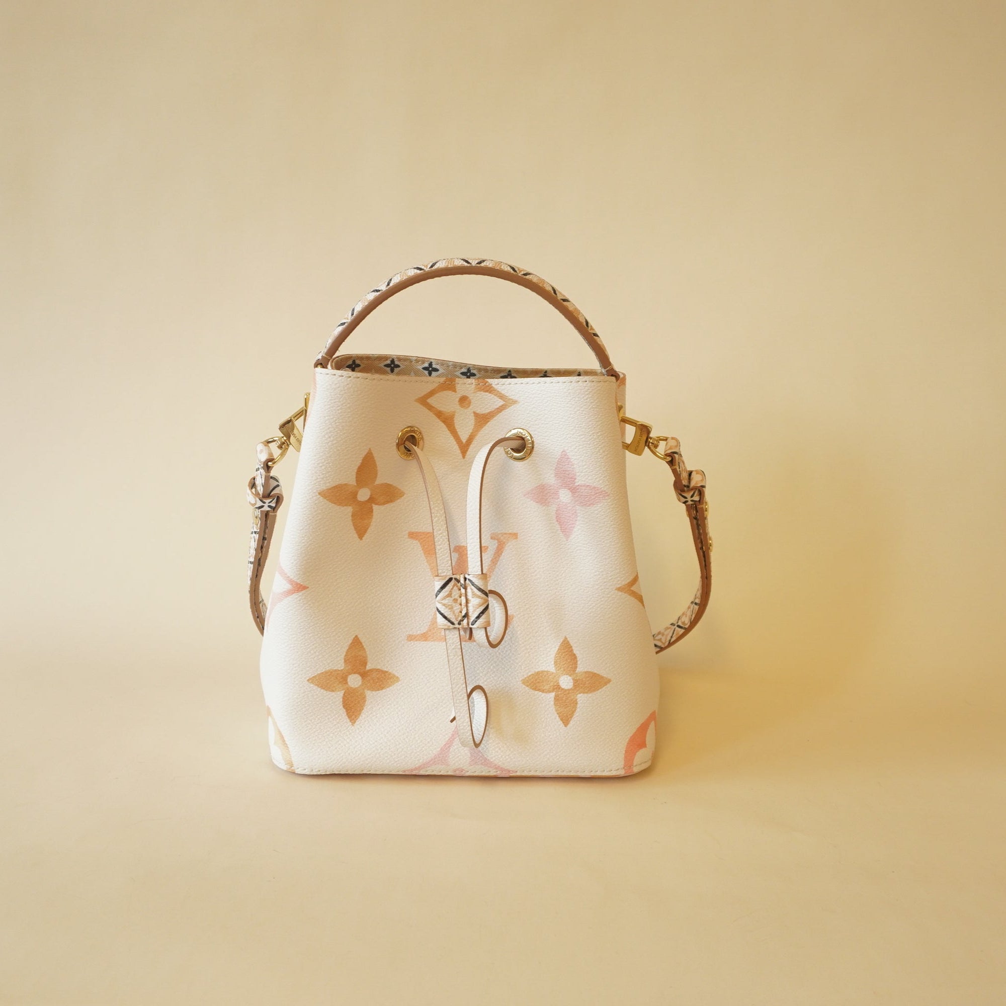 PRE-OWNED Monogram Neonoe BB Beige Shoulder Bag