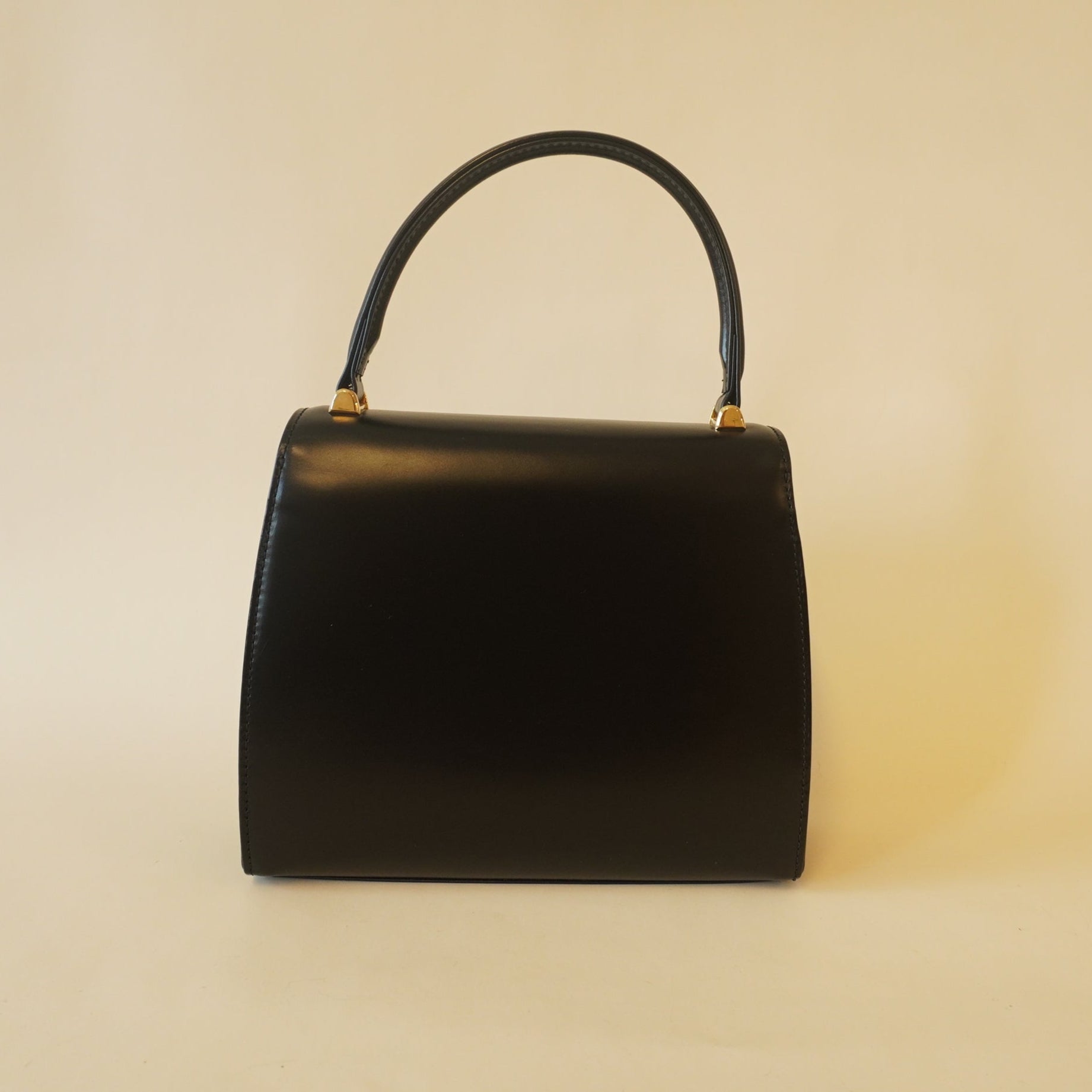 PRE-OWNED Opera black leather Handbag