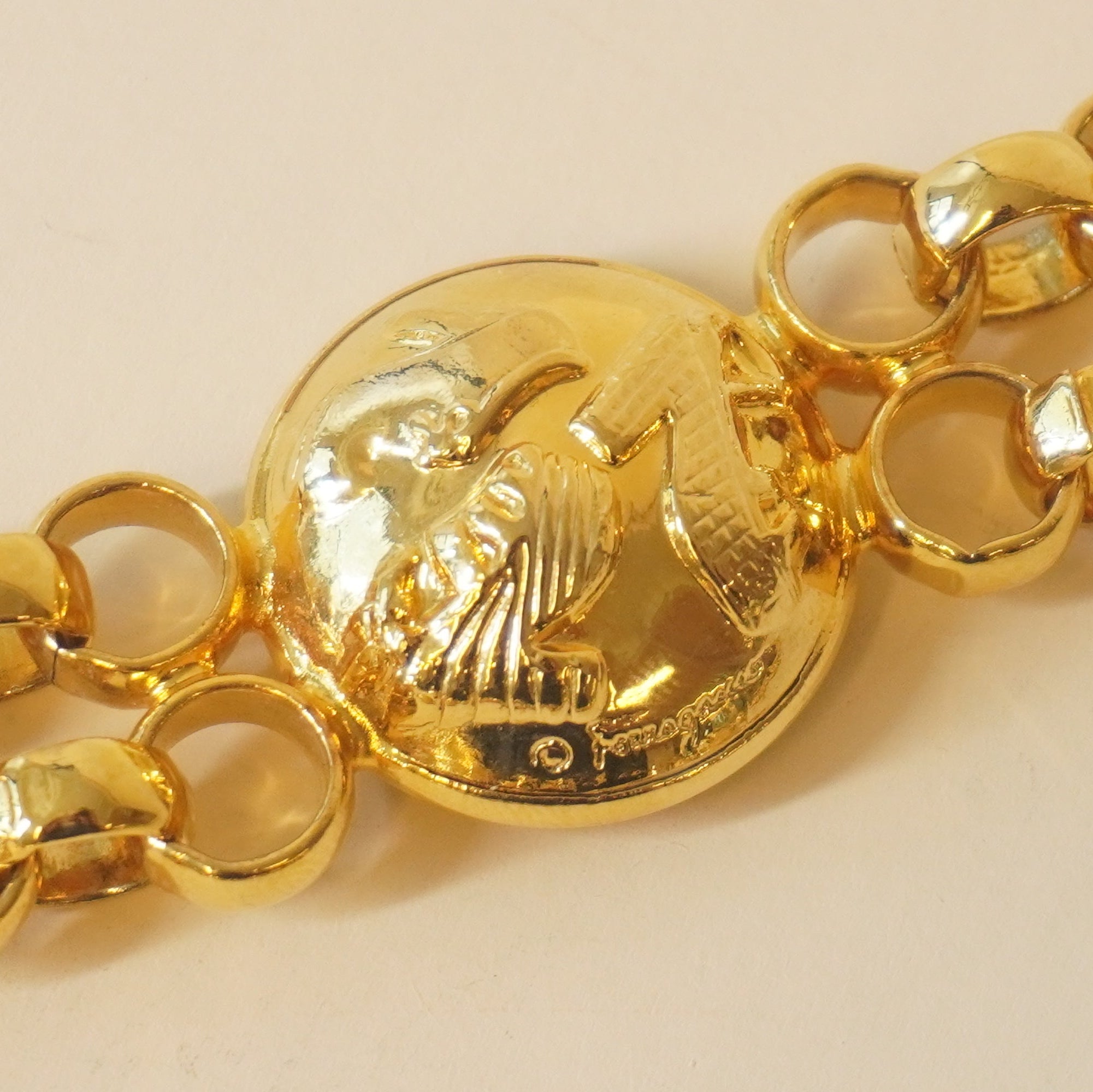 PRE-OWNED Vintage Shoe Dome Rolo Gold Chain Belt