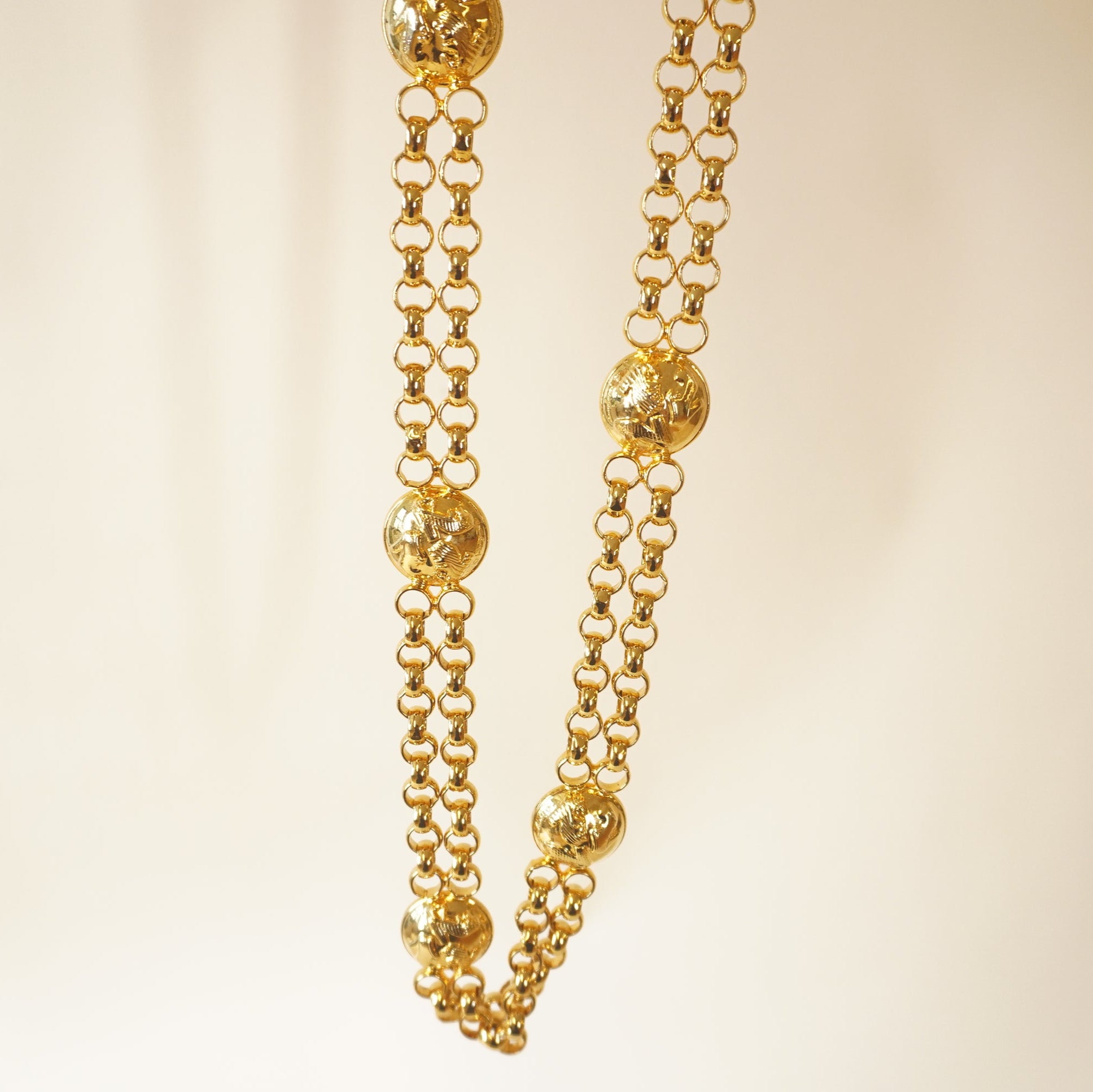 PRE-OWNED Vintage Shoe Dome Rolo Gold Chain Belt