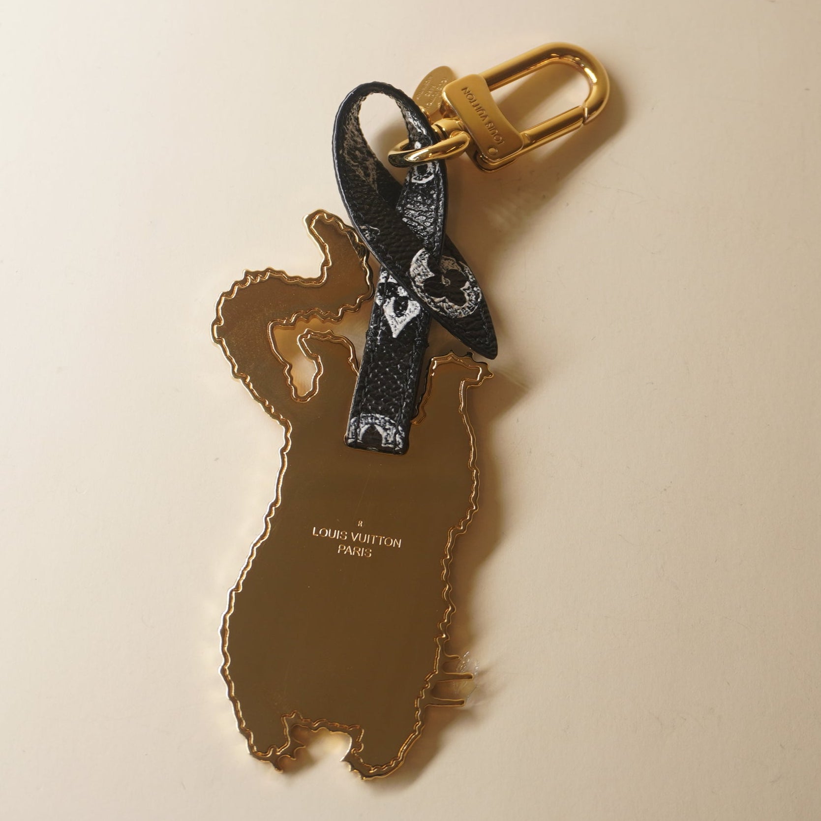 PRE-OWNED Catogram Flying Cat Bag Charm Key Holder Gold Black