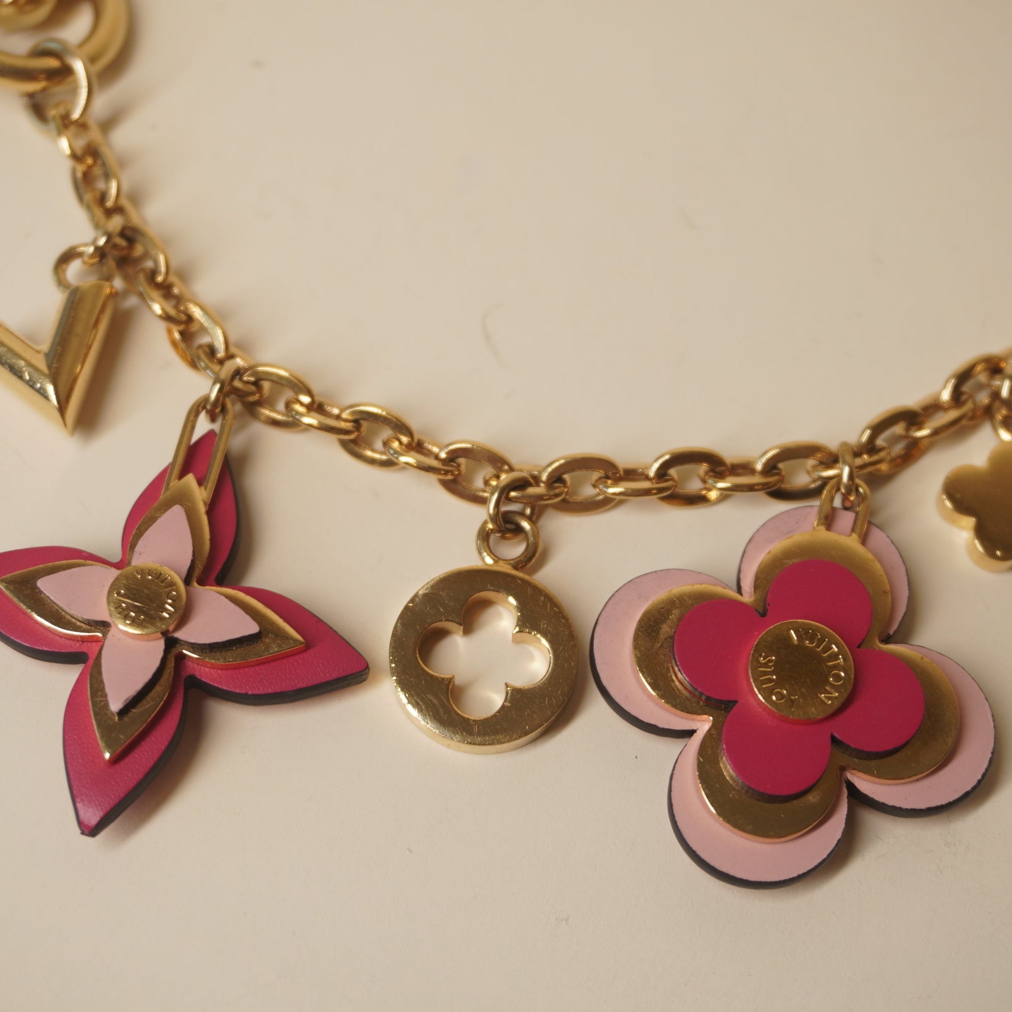 PRE-OWNED Blooming Flowers Bag Charm Chain