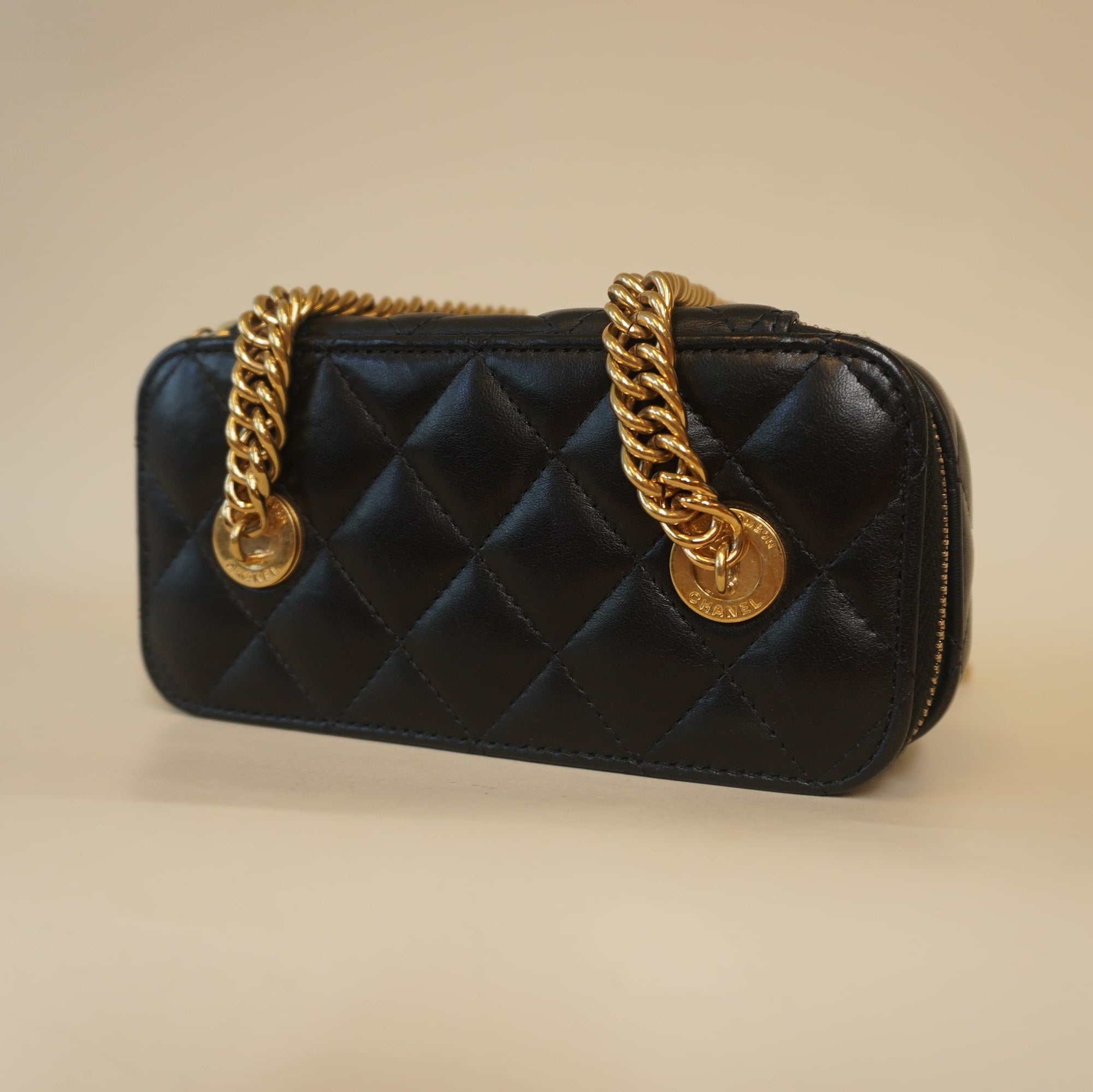 PRE-OWNED CC Black Lambskin Enamel Quilted Logo Small Vanity Case With Chain