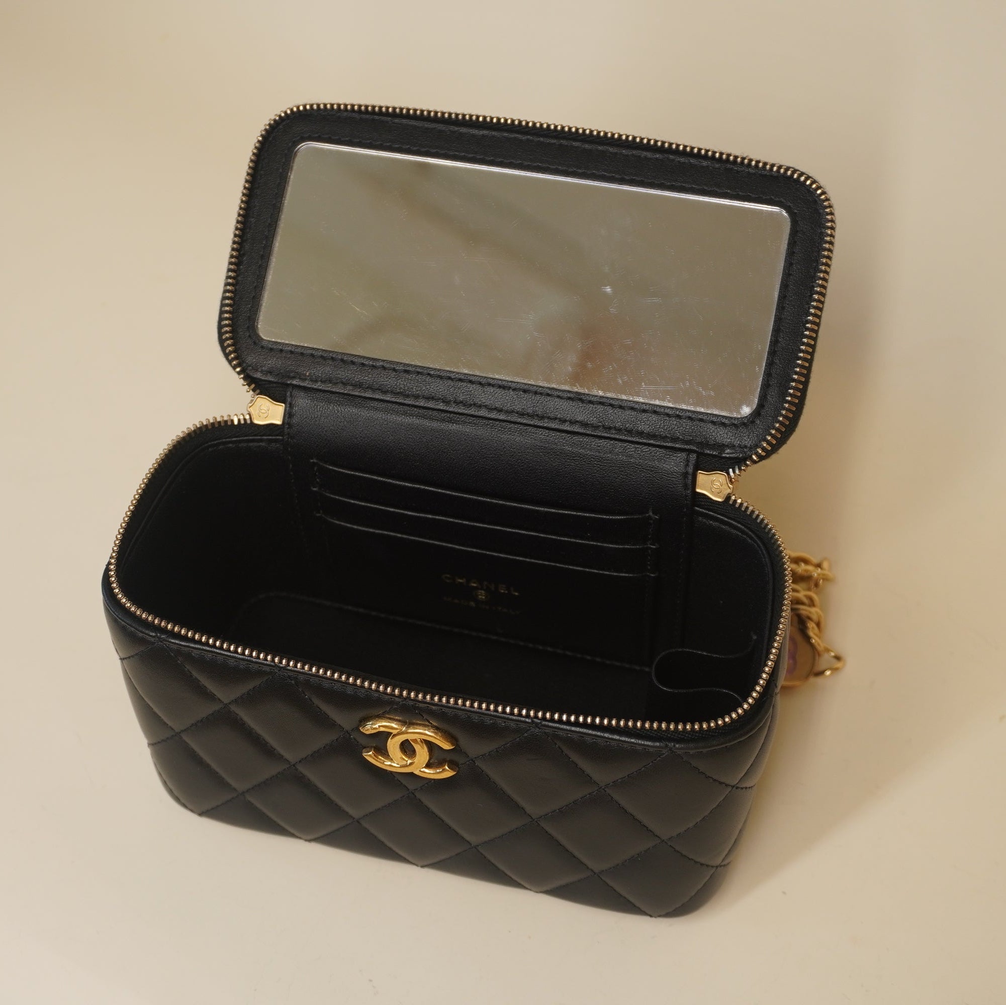 PRE-OWNED CC Black Lambskin Enamel Quilted Logo Small Vanity Case With Chain