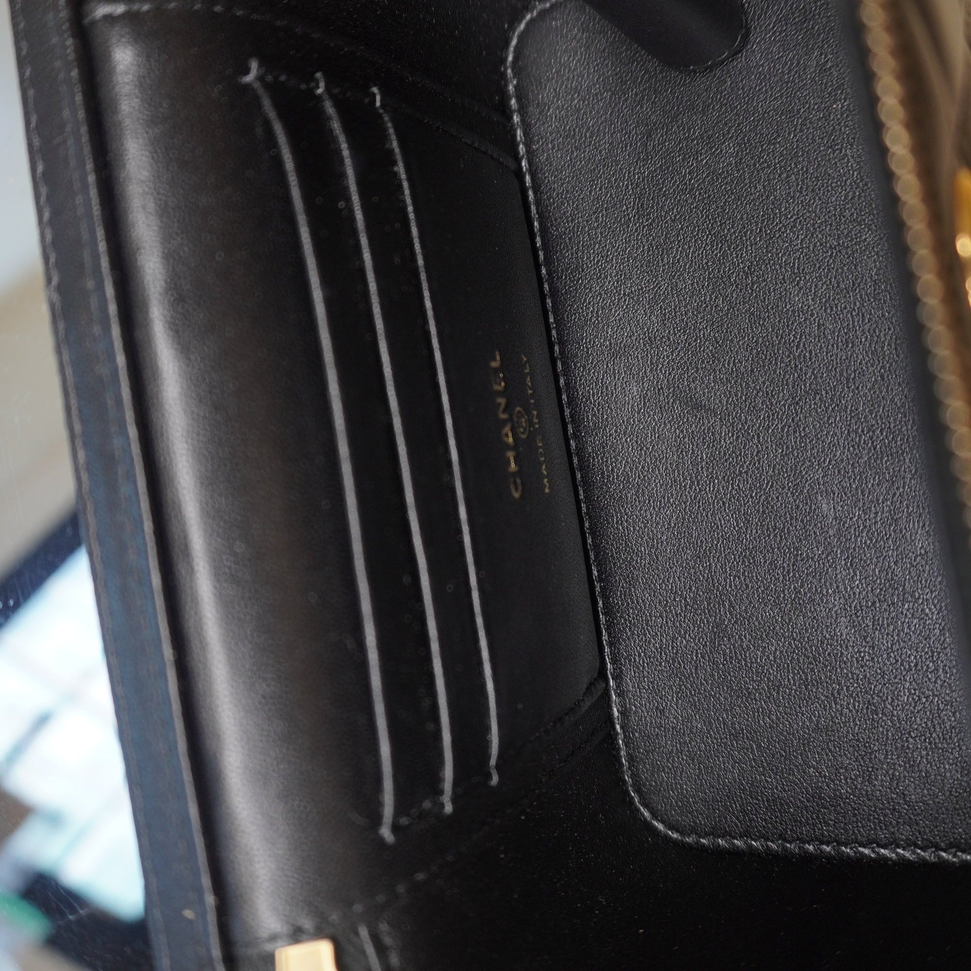 PRE-OWNED CC Black Lambskin Enamel Quilted Logo Small Vanity Case With Chain