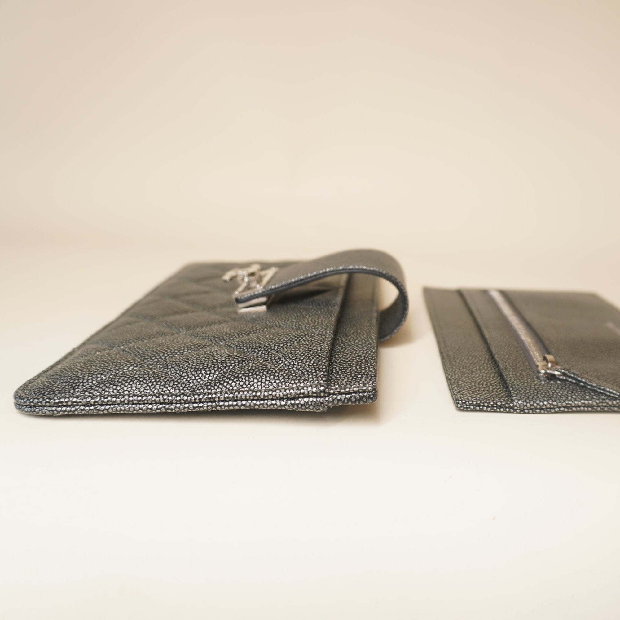 PRE-OWNED Silver Caviar Quilted CC Strap Pouch
