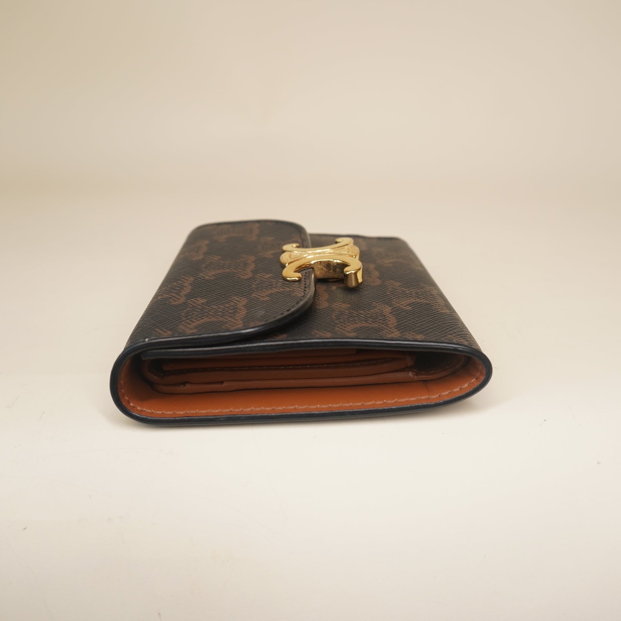 PRE-OWNED Tri-fold Wallet Small Triomphe Brown