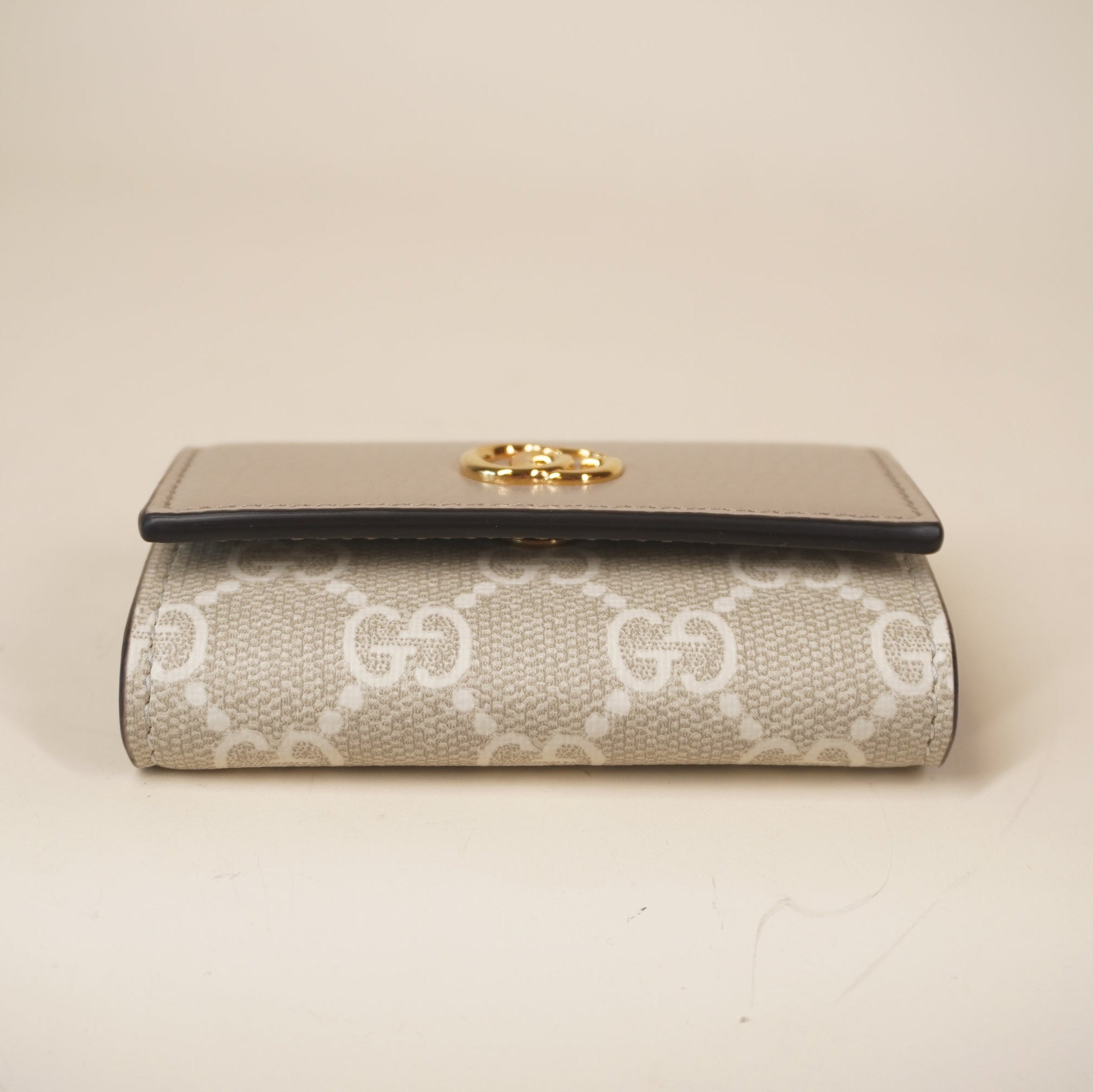 PRE-OWNED Dollar Calfskin GG Supreme Monogram Marmont 6 Key Holder Case
