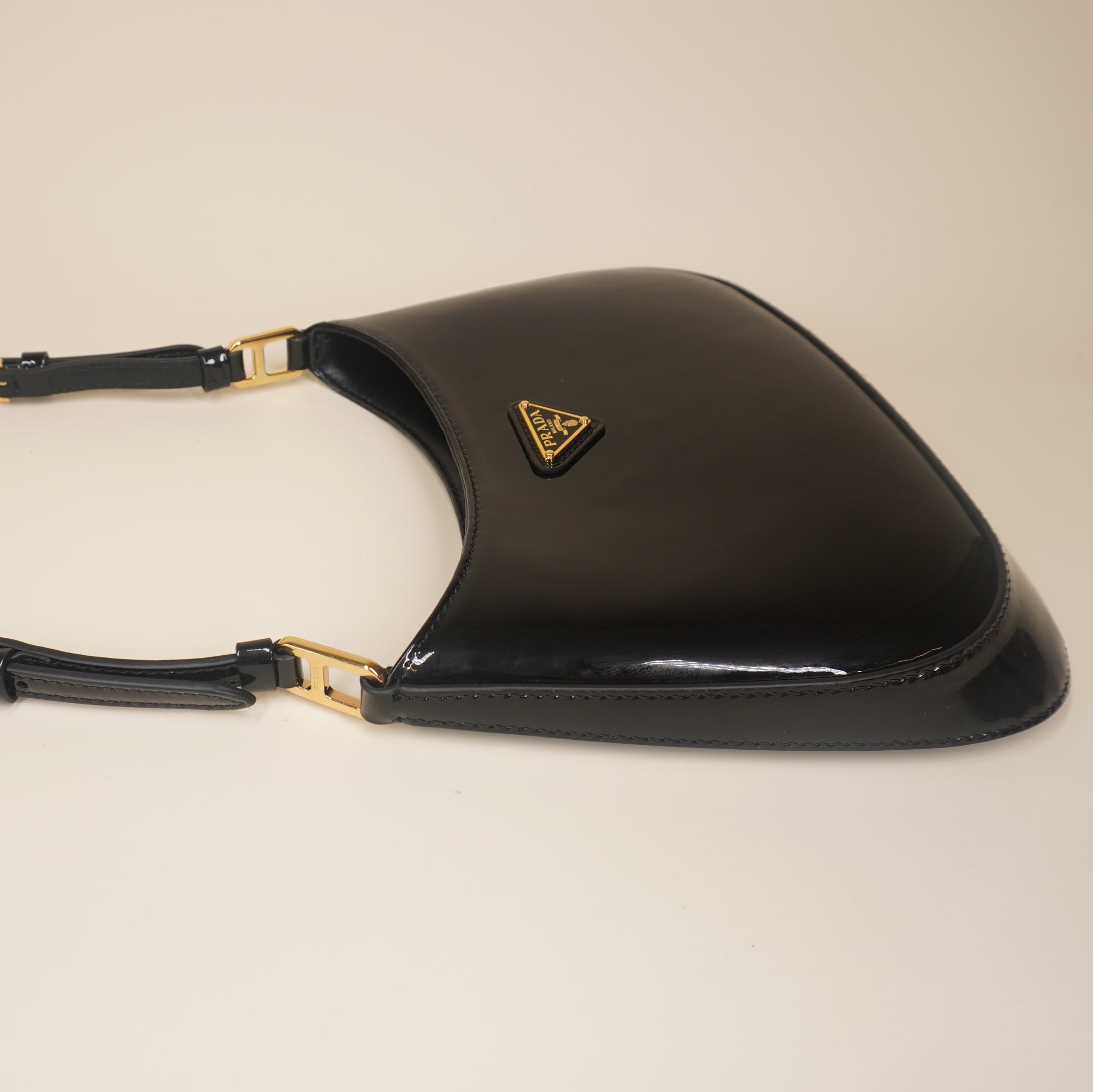 PRE-OWNED Black Vernis Cleo Shoulder Bag