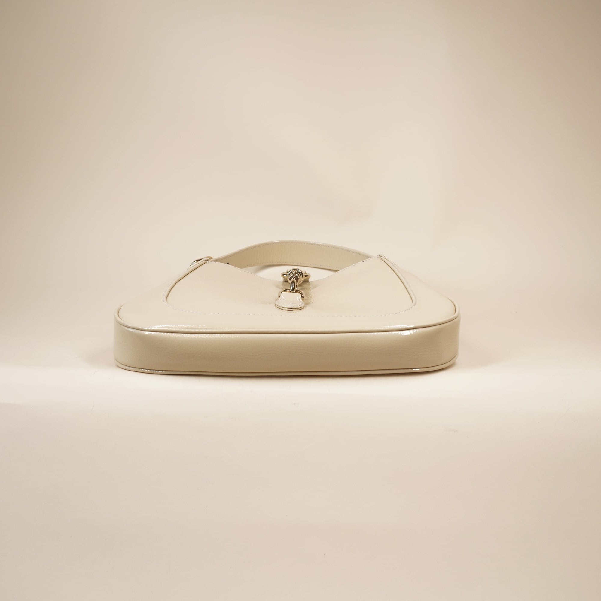 PRE-OWNED Jackie 1961 Shoulder Bag Cream Patent Leather