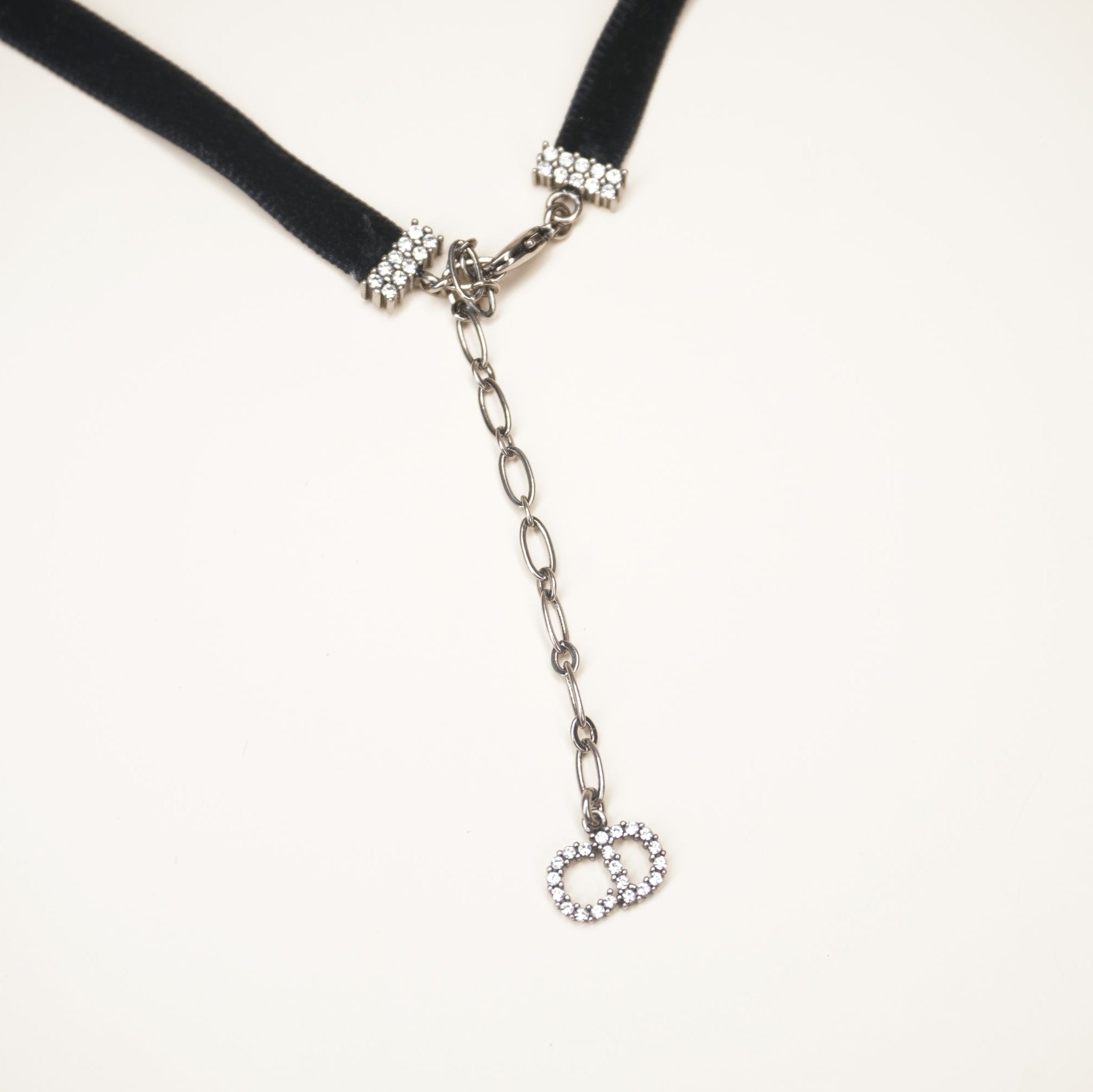 PRE-OWNED Black Velvet Crystal J’Adior Choker Necklace