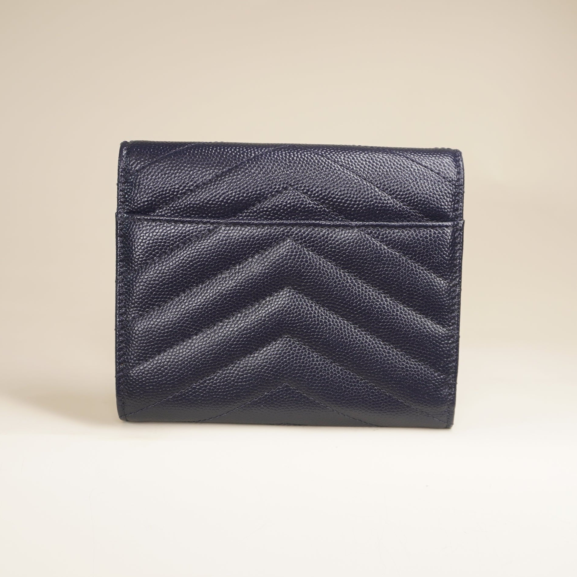 PRE-OWNED Grain De Poudre Matelasse Chevron Small Monogram Passport Case