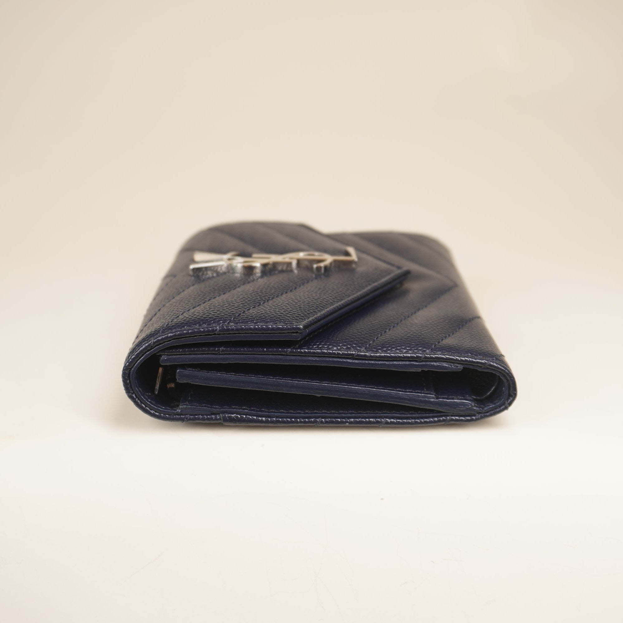 PRE-OWNED Grain De Poudre Matelasse Chevron Small Monogram Passport Case