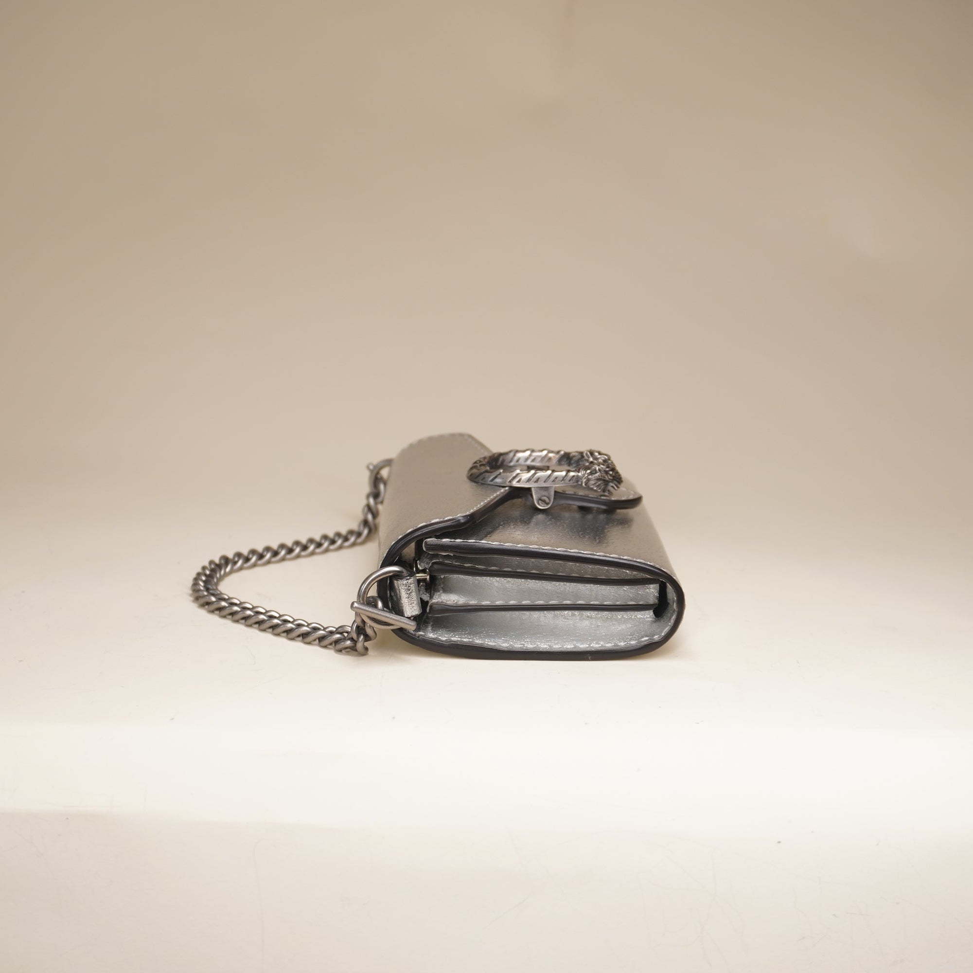 PRE-OWNED GG Silver Metallic Calfskin Super Mini Dionysus Shoulder Bag