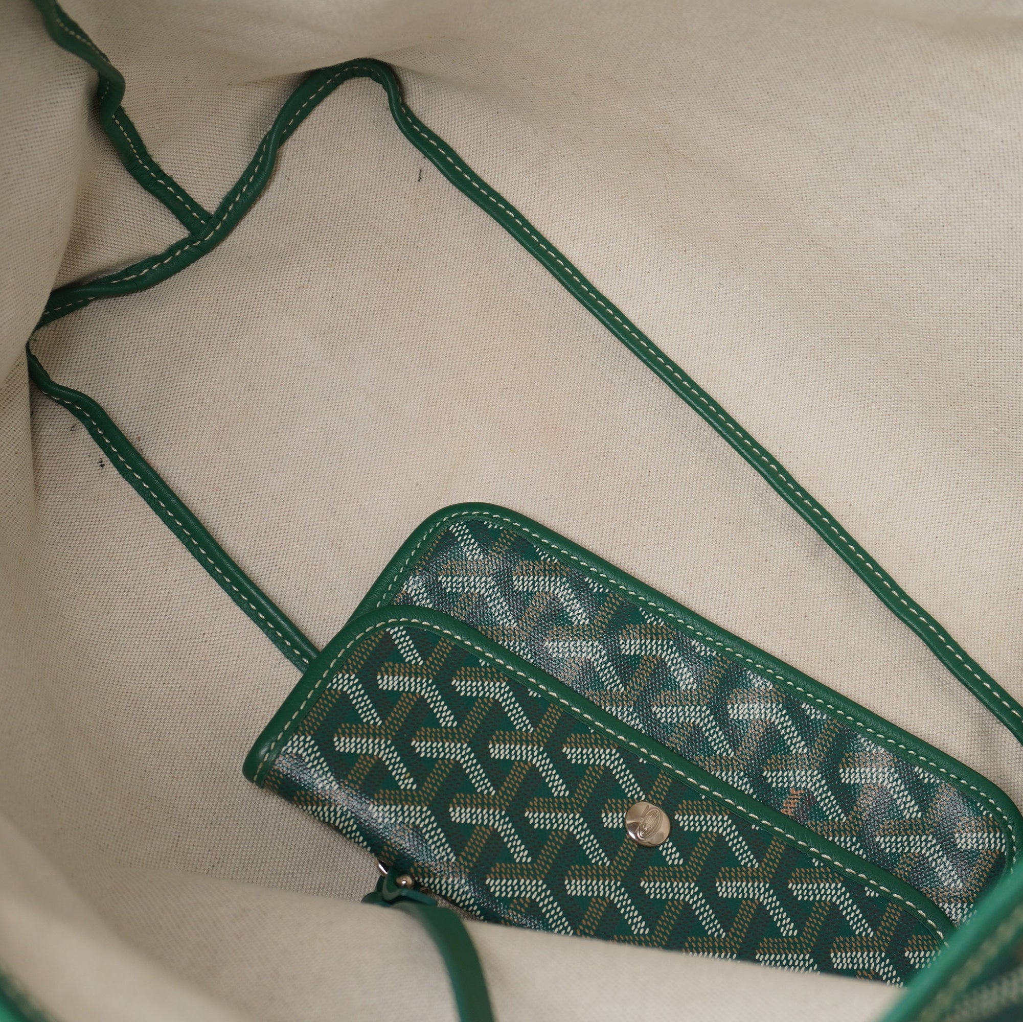 PRE-OWNED Green Goyardine Saint Louis PM Shoulder Bag