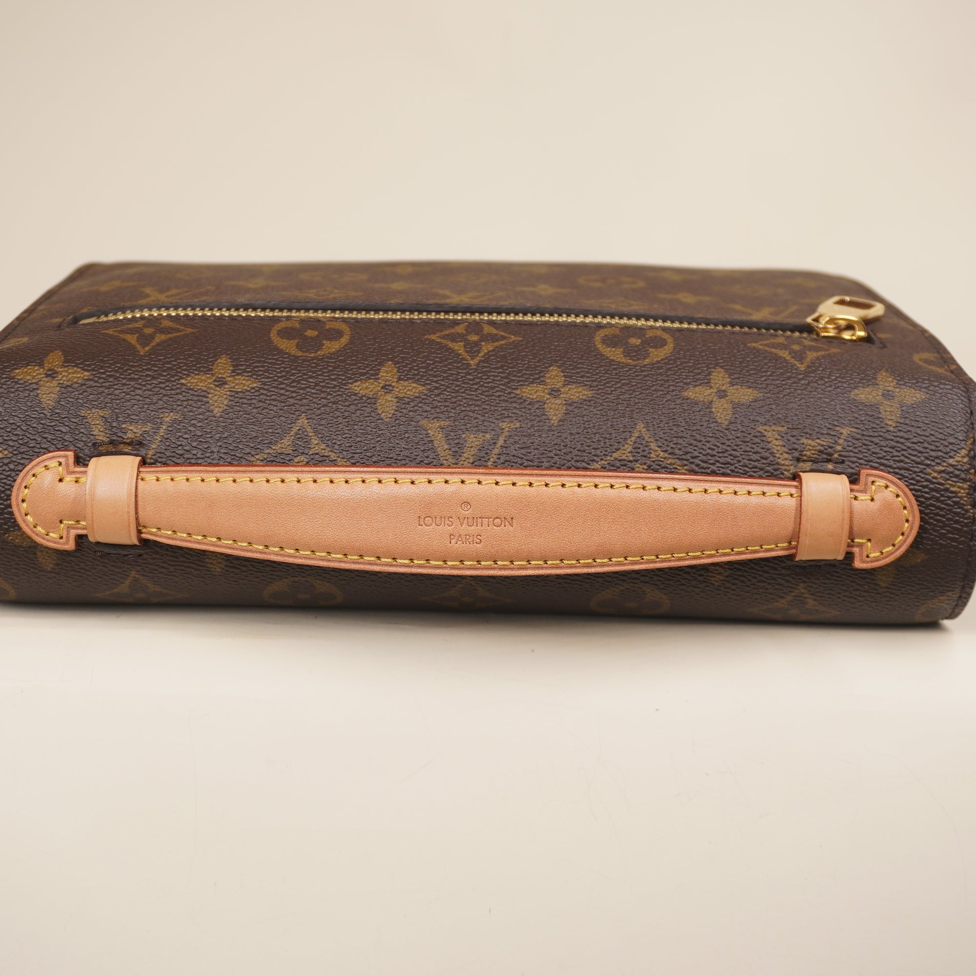 PRE-OWNED LV Pochette Metis Monogram Canvas Shoulder Bag