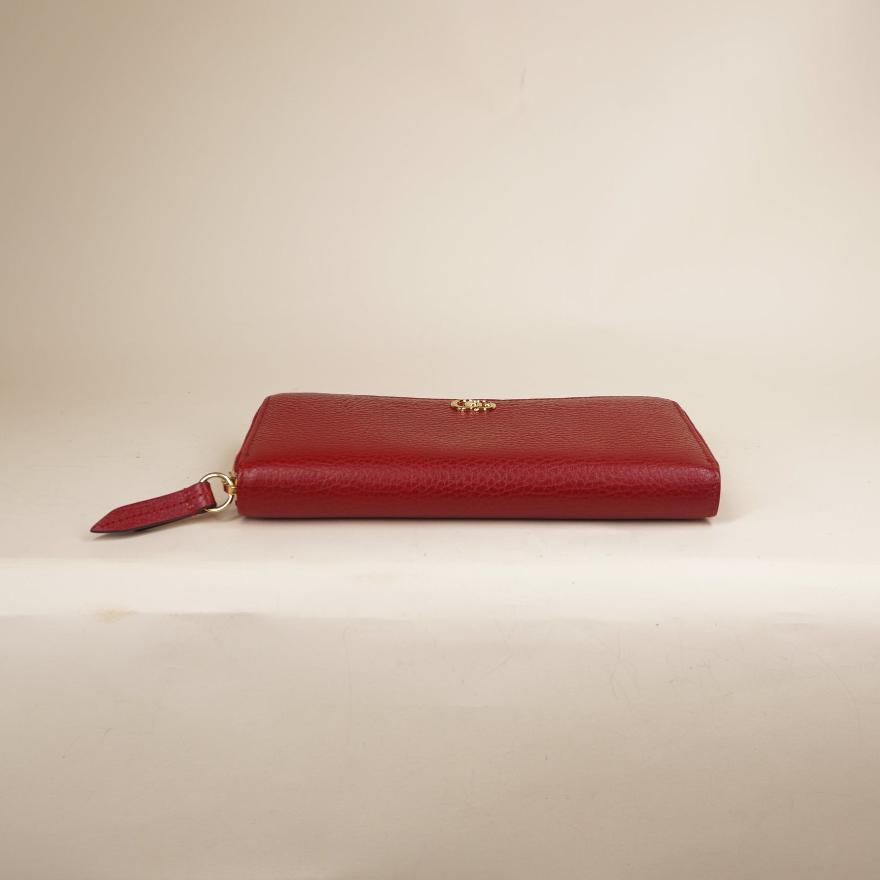 PRE-OWNED Calfskin GG Marmont Continental Zip Wallet Hibiscus Red