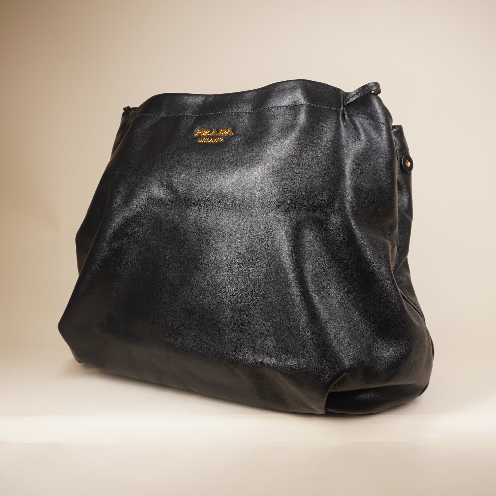 PRE-OWNED Vitello Daino Tote Black Shoulder bag