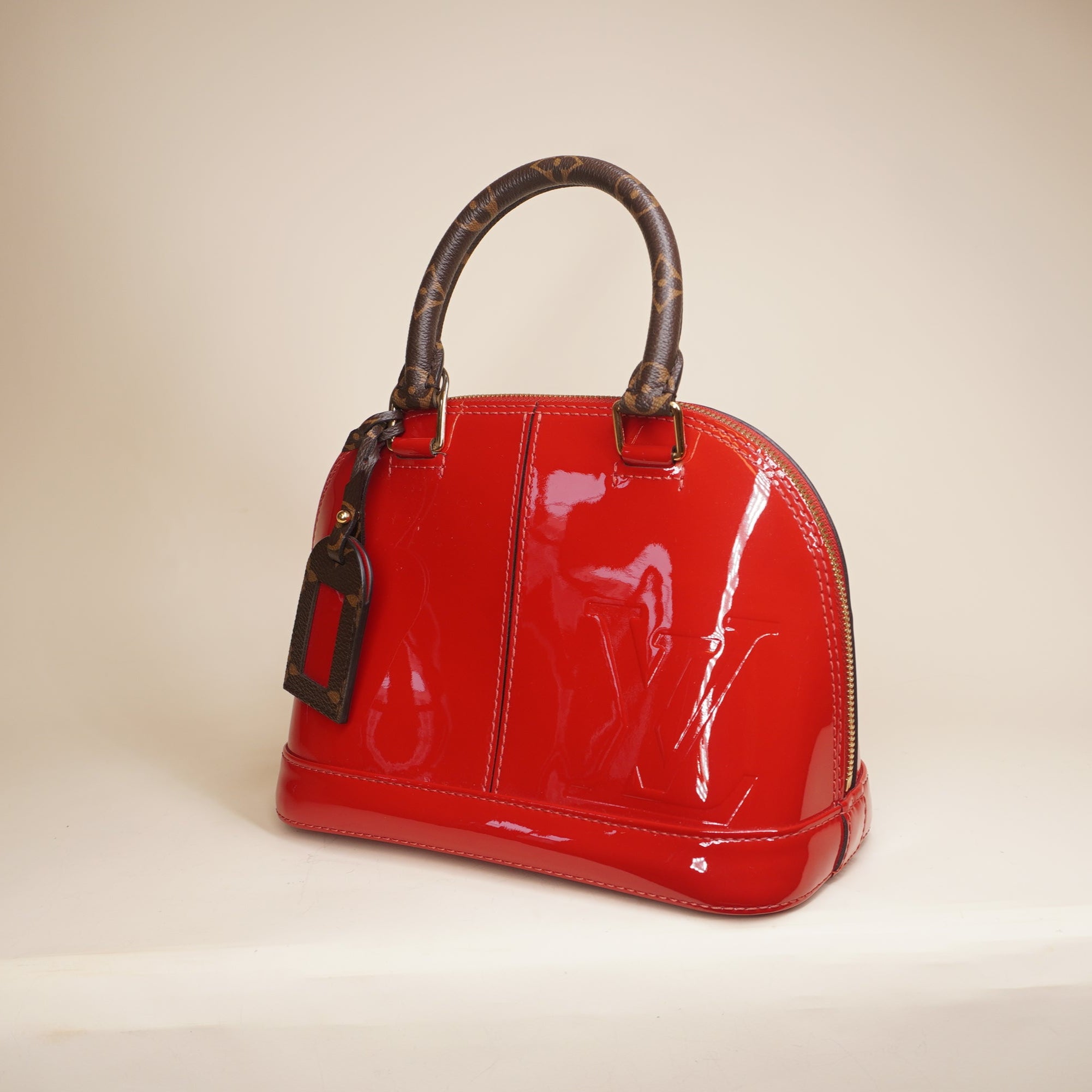 PRE-OWEND LV Scarlet Vernis Monogram Alma BB Shoulder Bag
