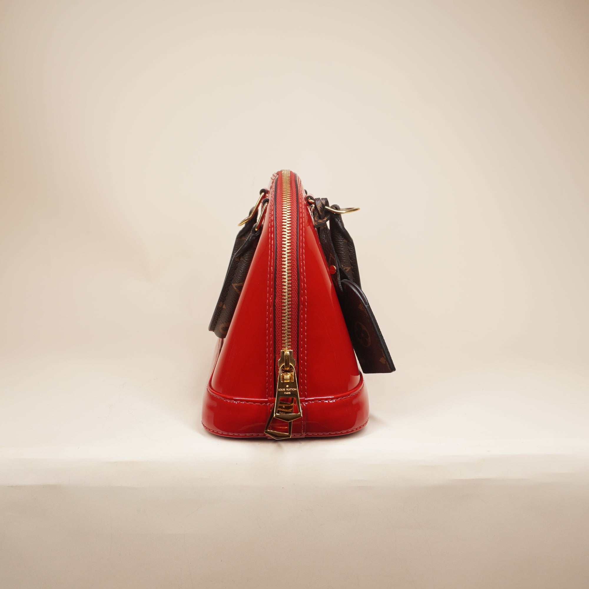PRE-OWEND LV Scarlet Vernis Monogram Alma BB Shoulder Bag