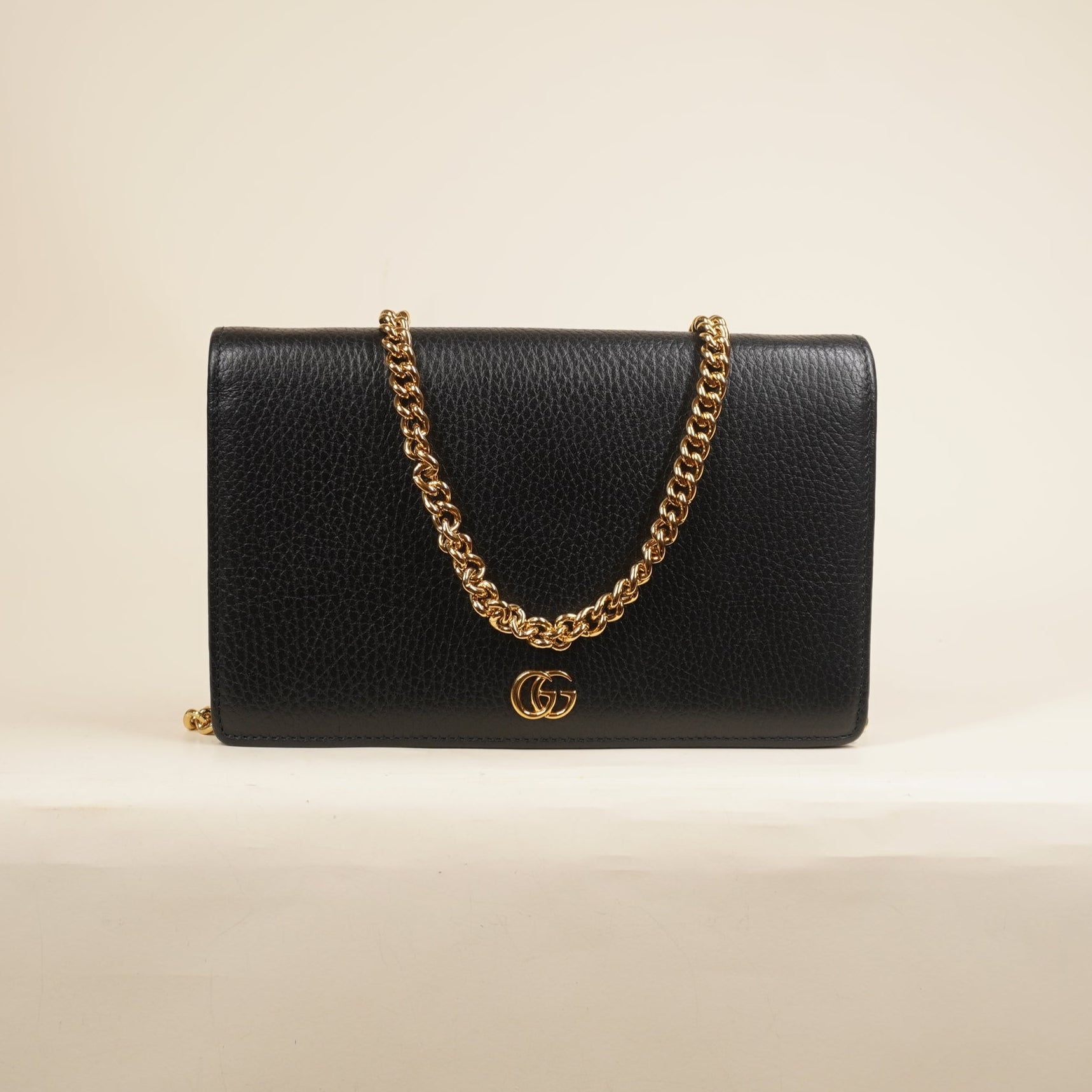 PRE-OWNED Calfskin Mini GG Marmont Chain Wallet Black