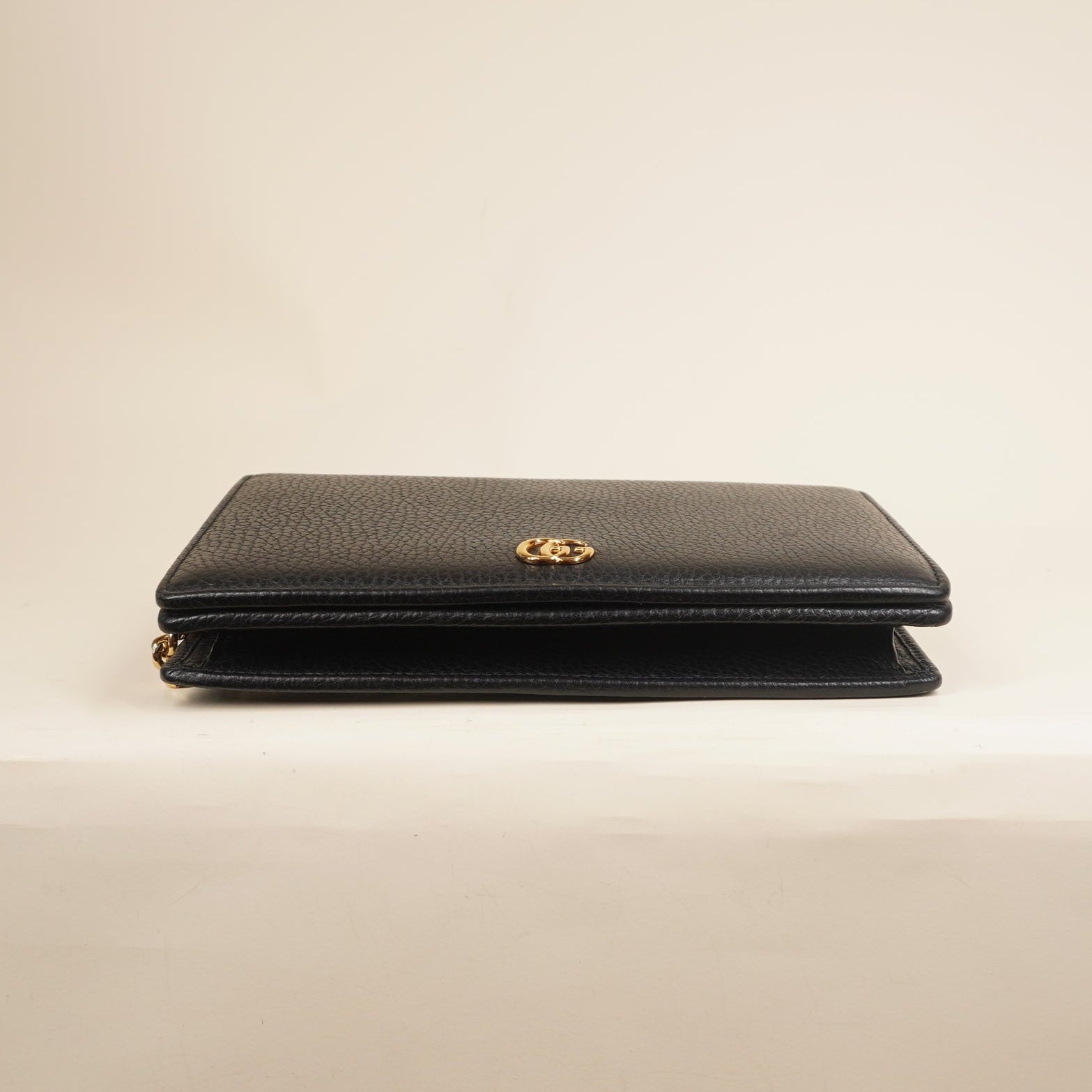 PRE-OWNED Calfskin Mini GG Marmont Chain Wallet Black