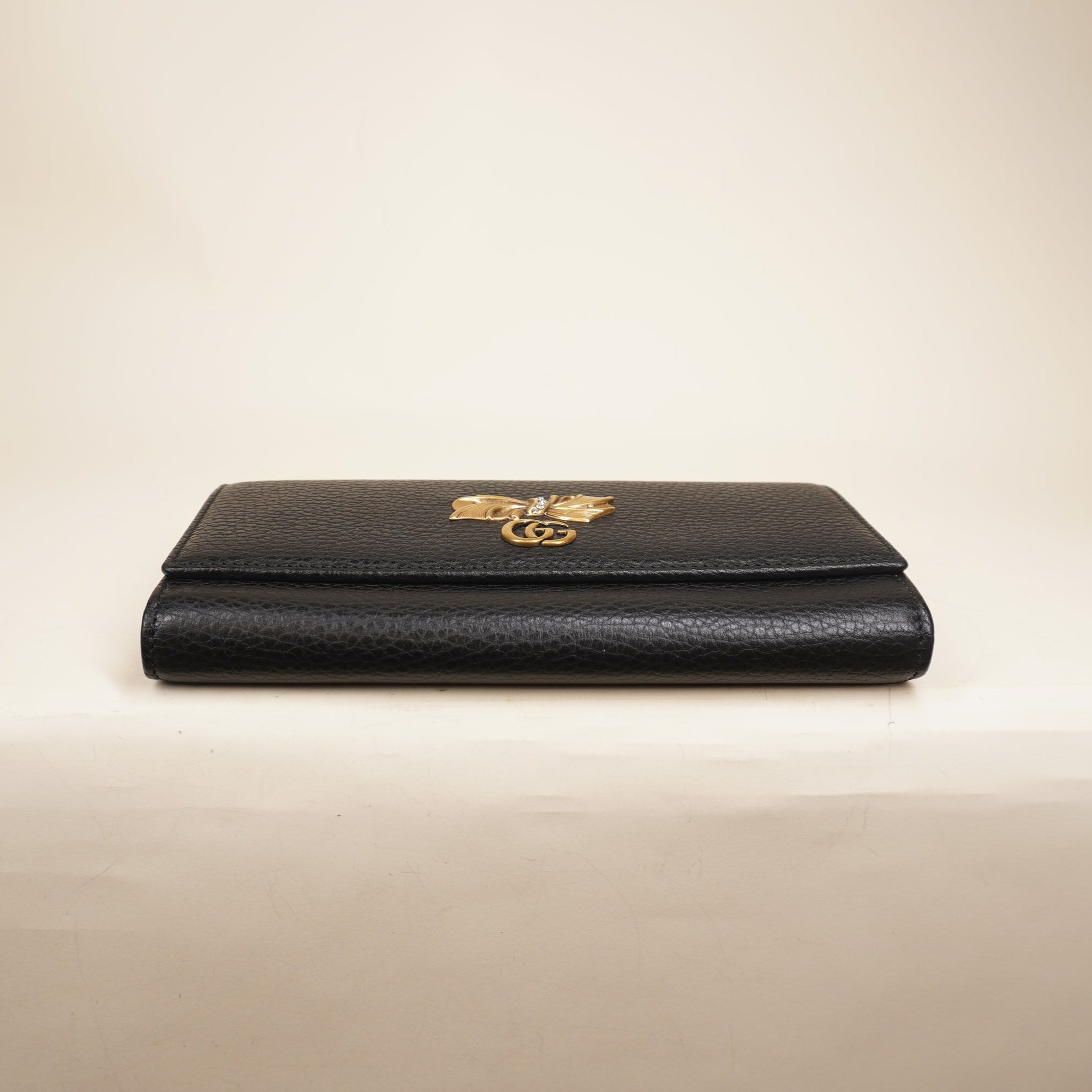 PRE-OWNED Black GG Marmont Grained Ribbon Continental Wallet