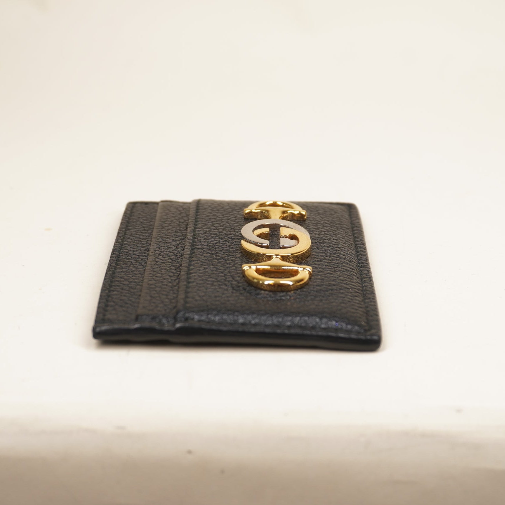 PRE-OWNED Grainy Calfskin Zumi Card Holder Black