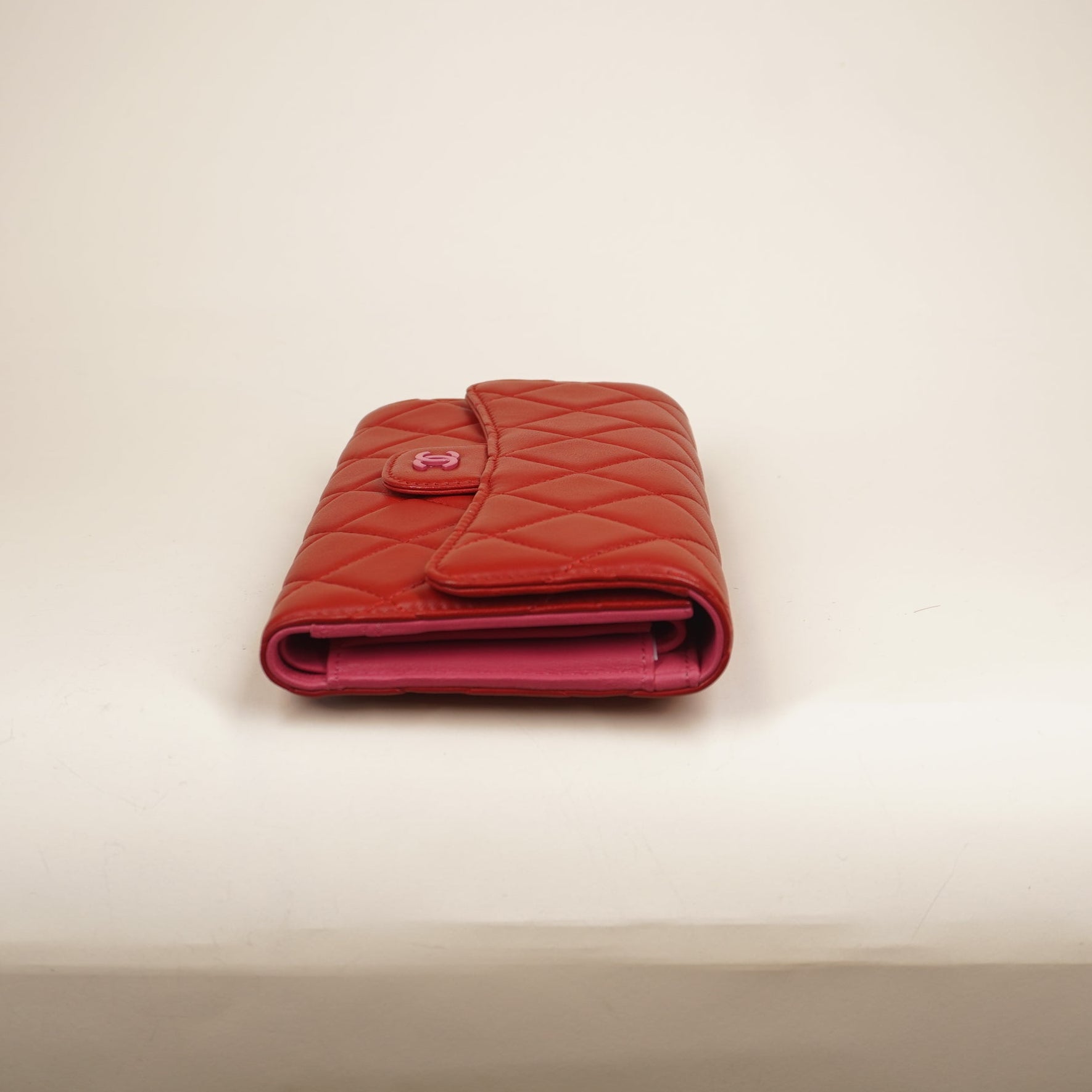 PRE-OWNED Caviar Quilted Large Gusset Flap Wallet Red