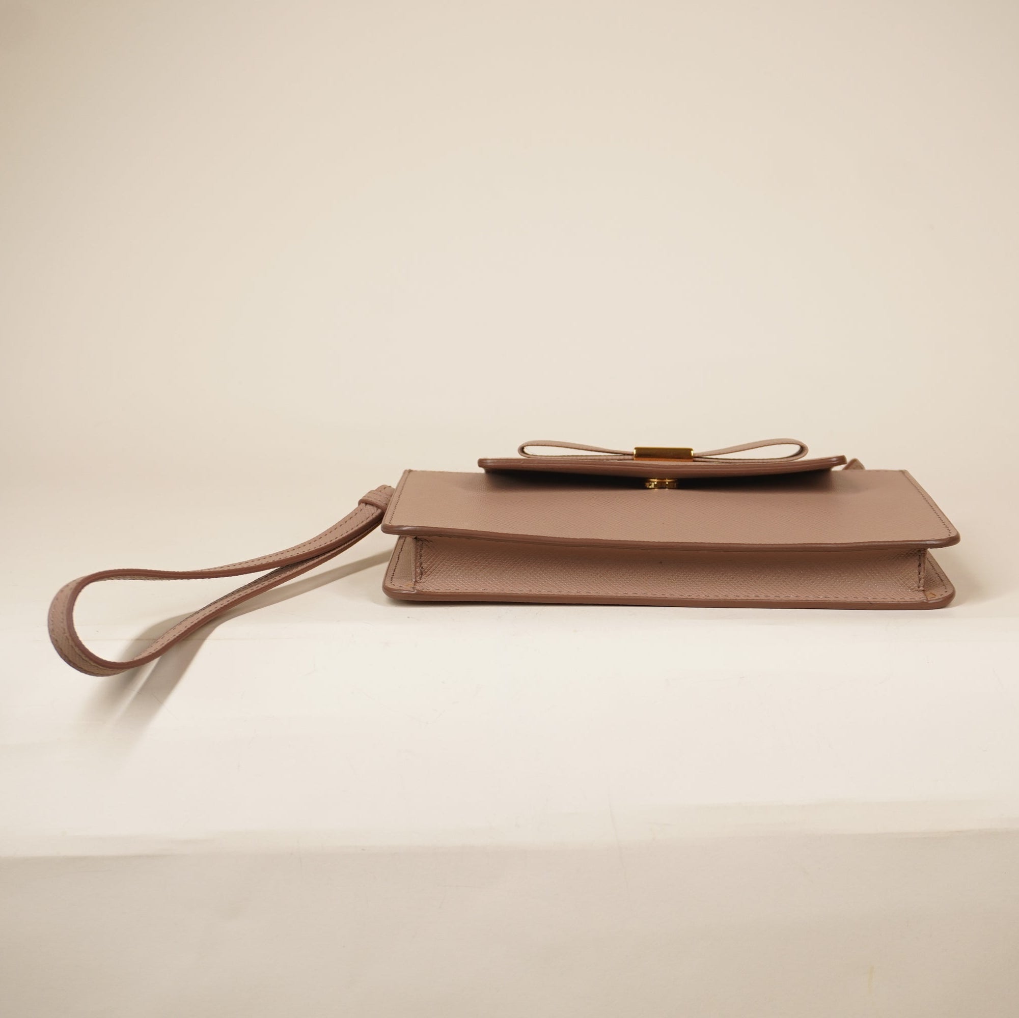 PRE-OWNED Beige Saffiano Bow Wristlet Clutch