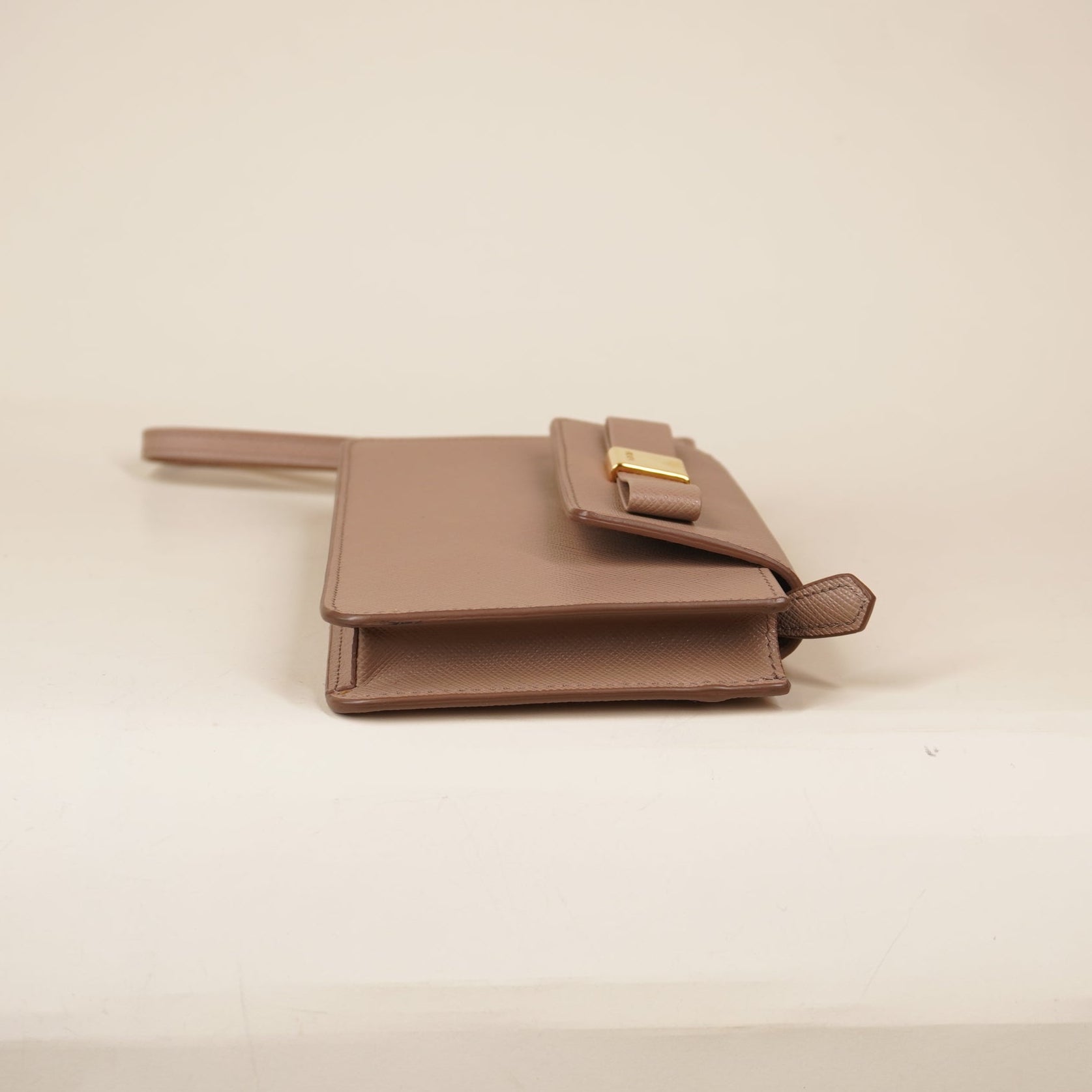 PRE-OWNED Beige Saffiano Bow Wristlet Clutch