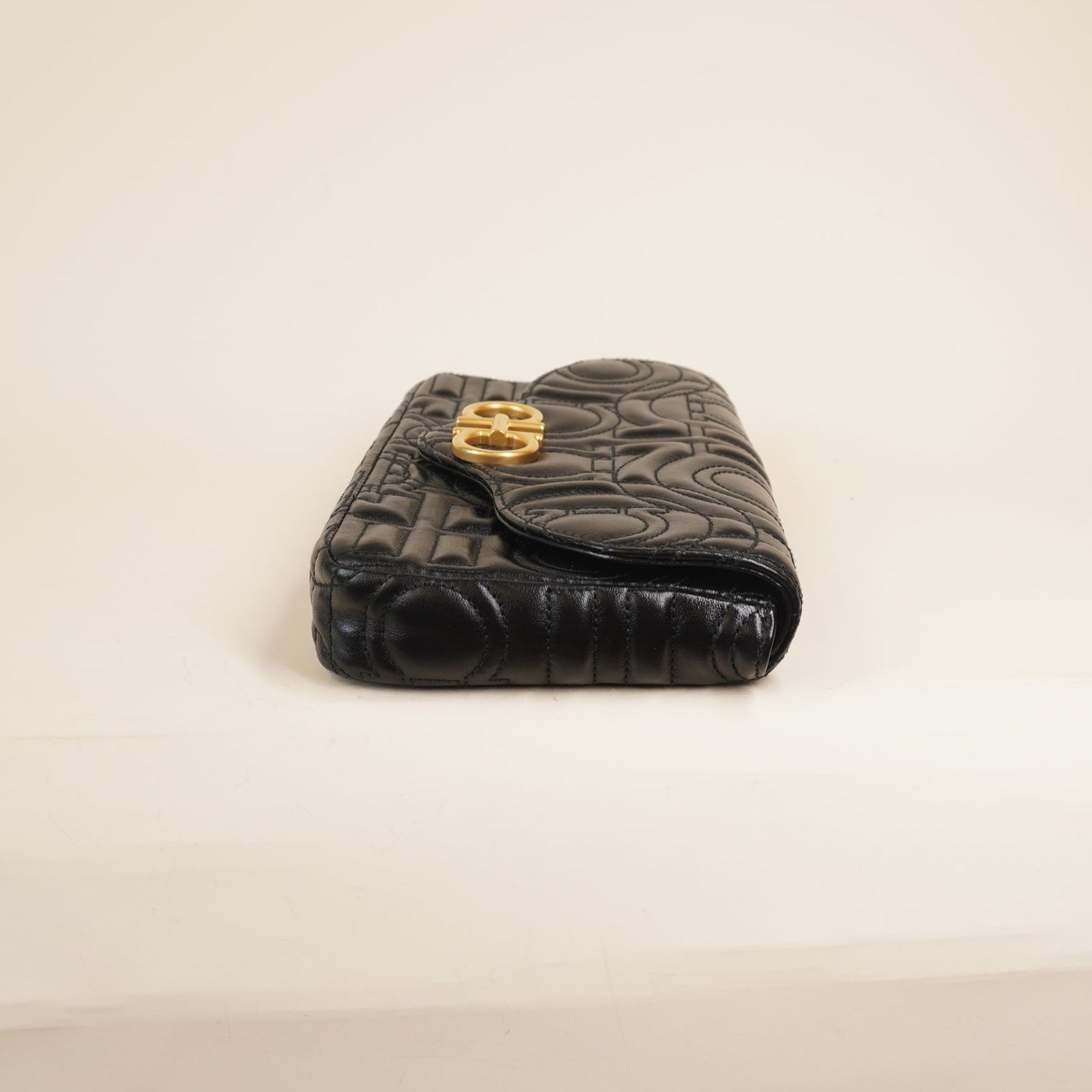 PRE-OWNED Calfskin Quilted Gancini Mini Crossbody Bag Black