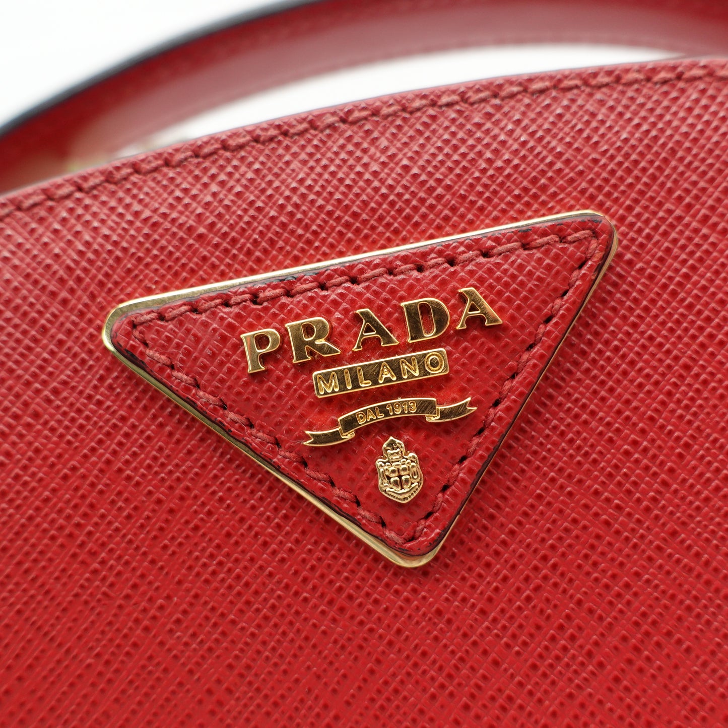PRE-OWNED Red Saffiano Lux Odette Crossbody Fuoco Bag