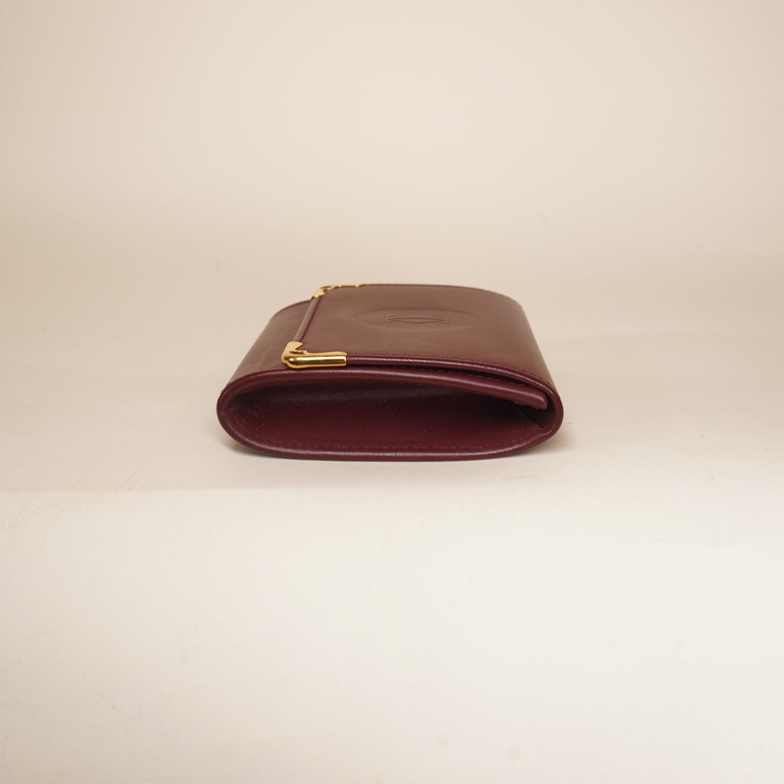 PRE-OWNED Must Line Coin Case Burgundy Leather