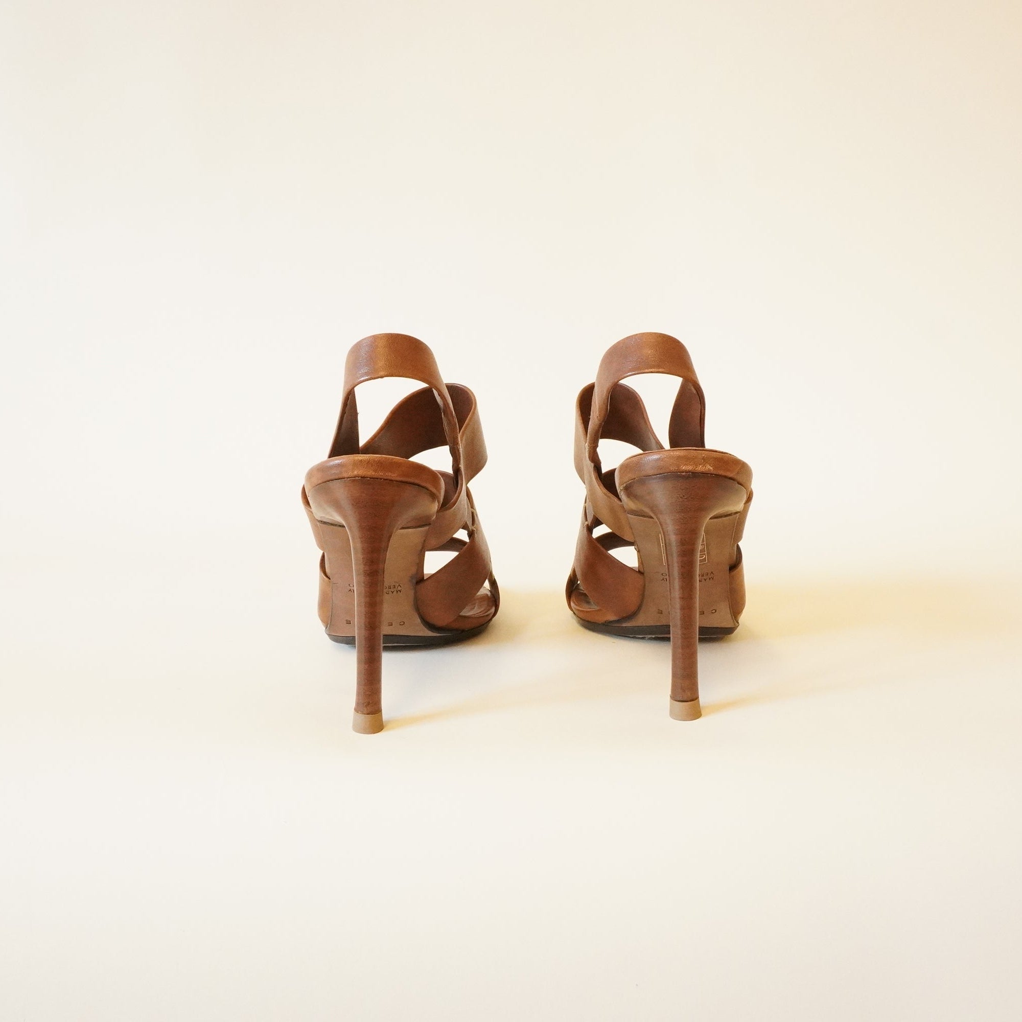 PRE-OWNED Brown Leather Women's Sandals