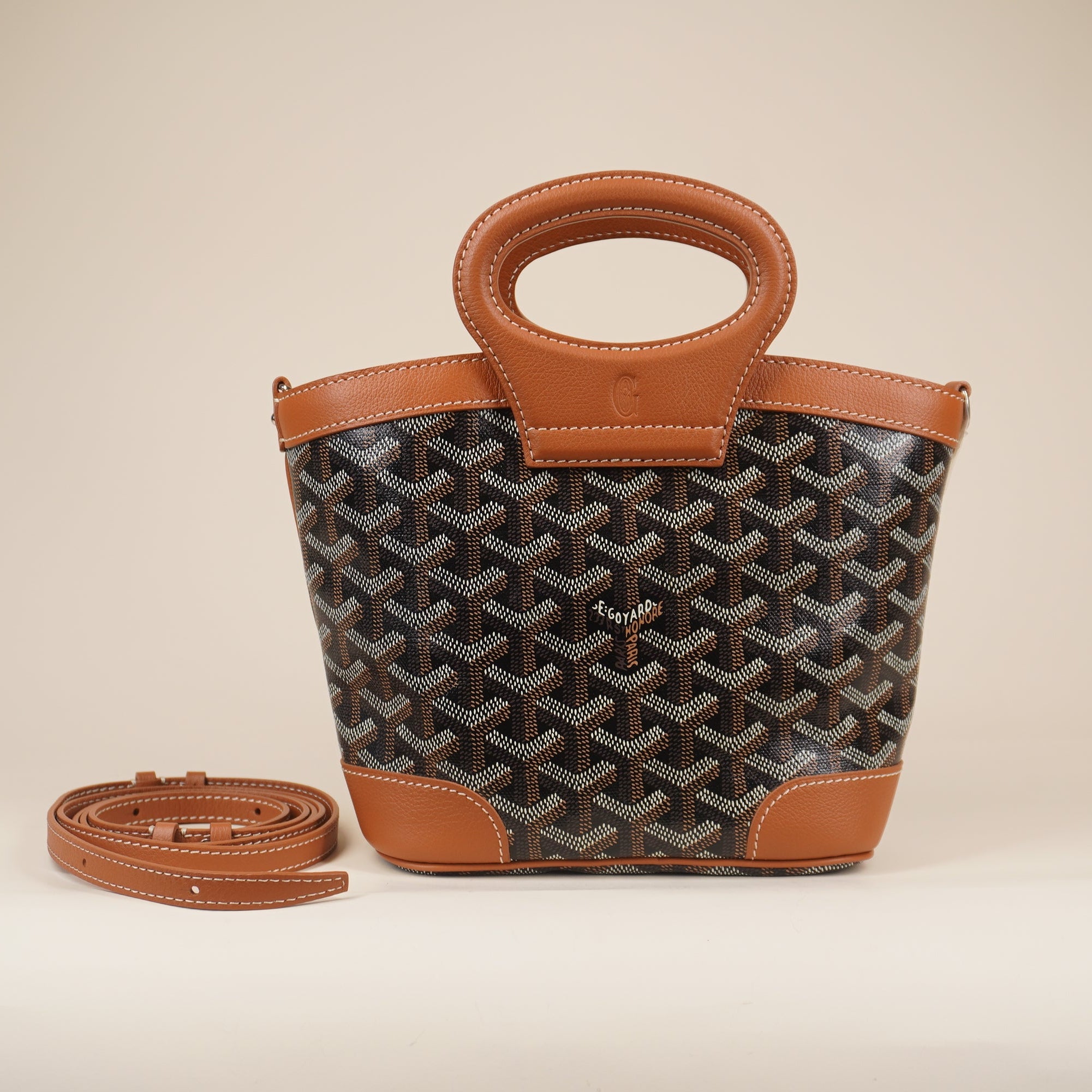 PRE-OWNED Goyardine Beluga PM Shoulder Bag