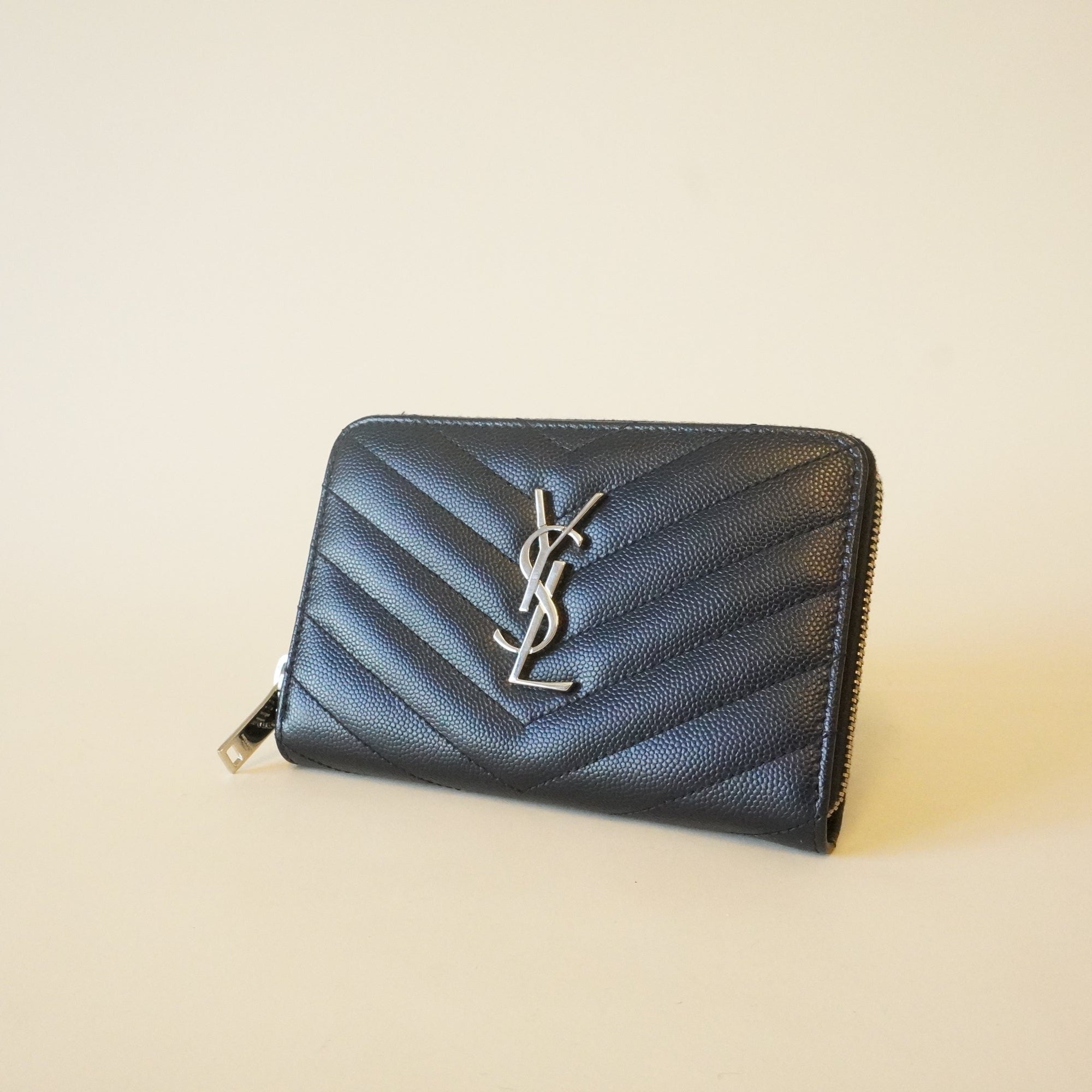 PRE-OWNED Black Leather Monogram Zippy Wallet