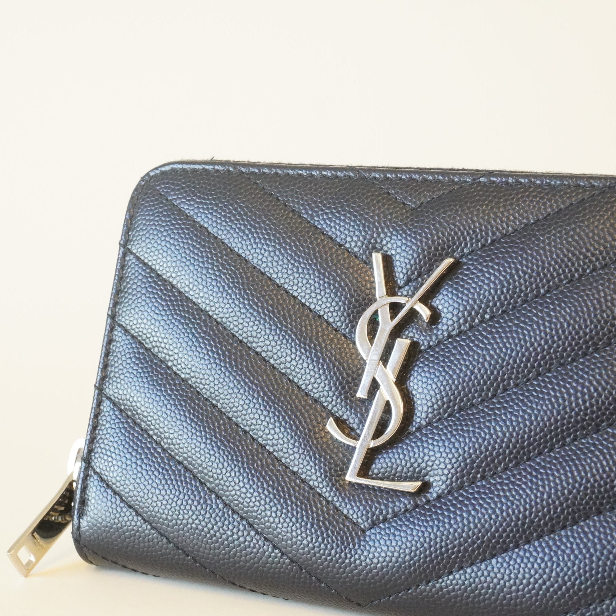 PRE-OWNED Black Leather Monogram Zippy Wallet