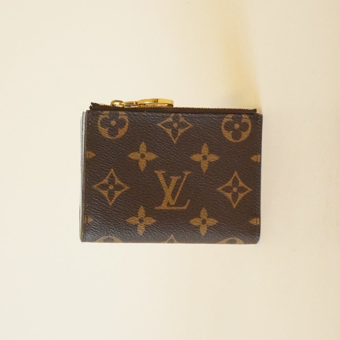 PRE-OWNED LV Monogram Canvas Lisa Wallet