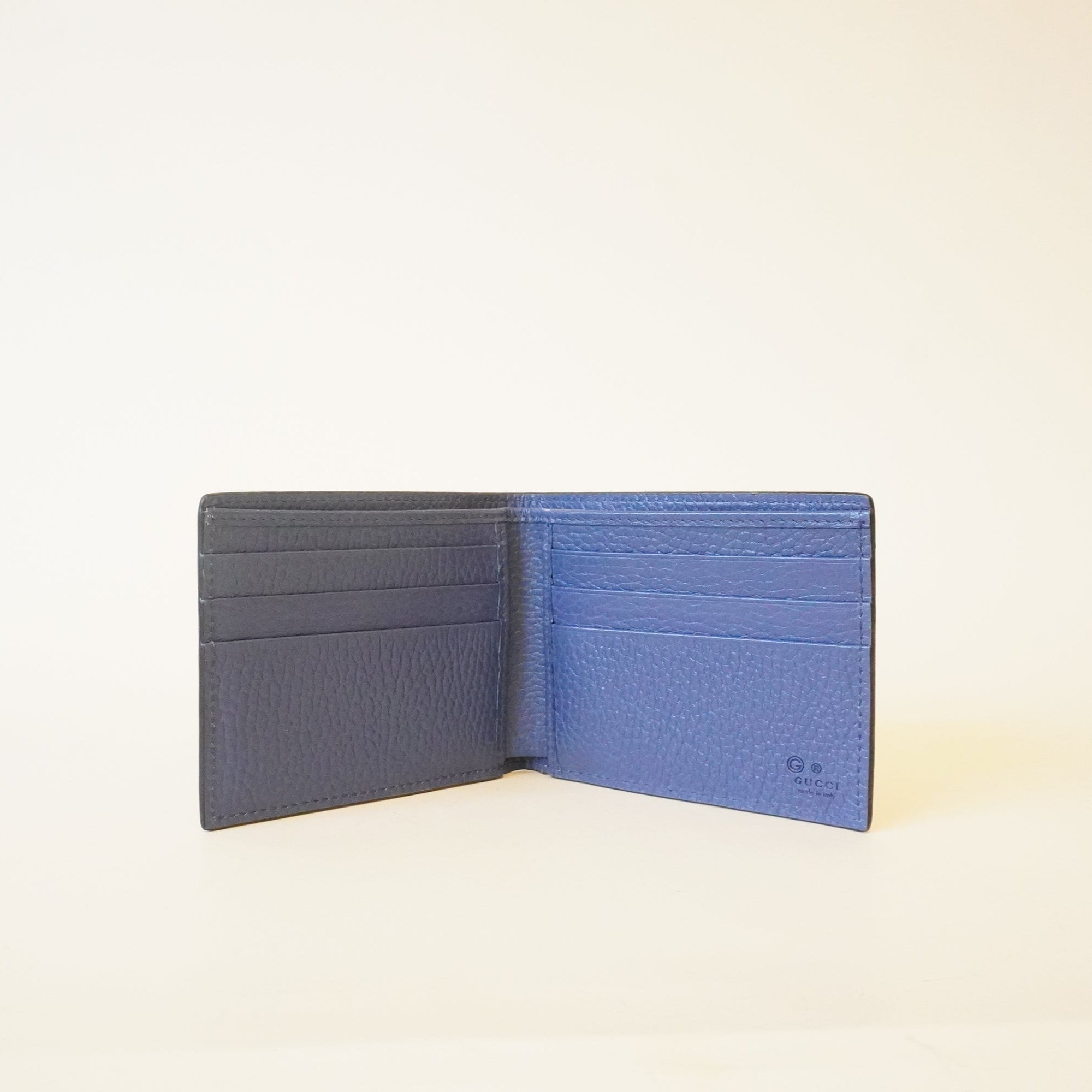 PRE-OWNED GG Black Leather Interlocking G Bi-Fold Wallet