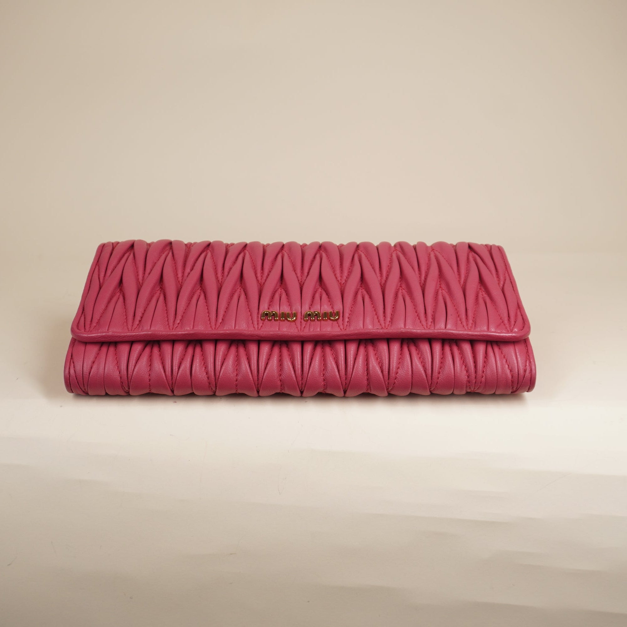 PRE-OWNED Nappa Matelasse Wallet On Chain Pink