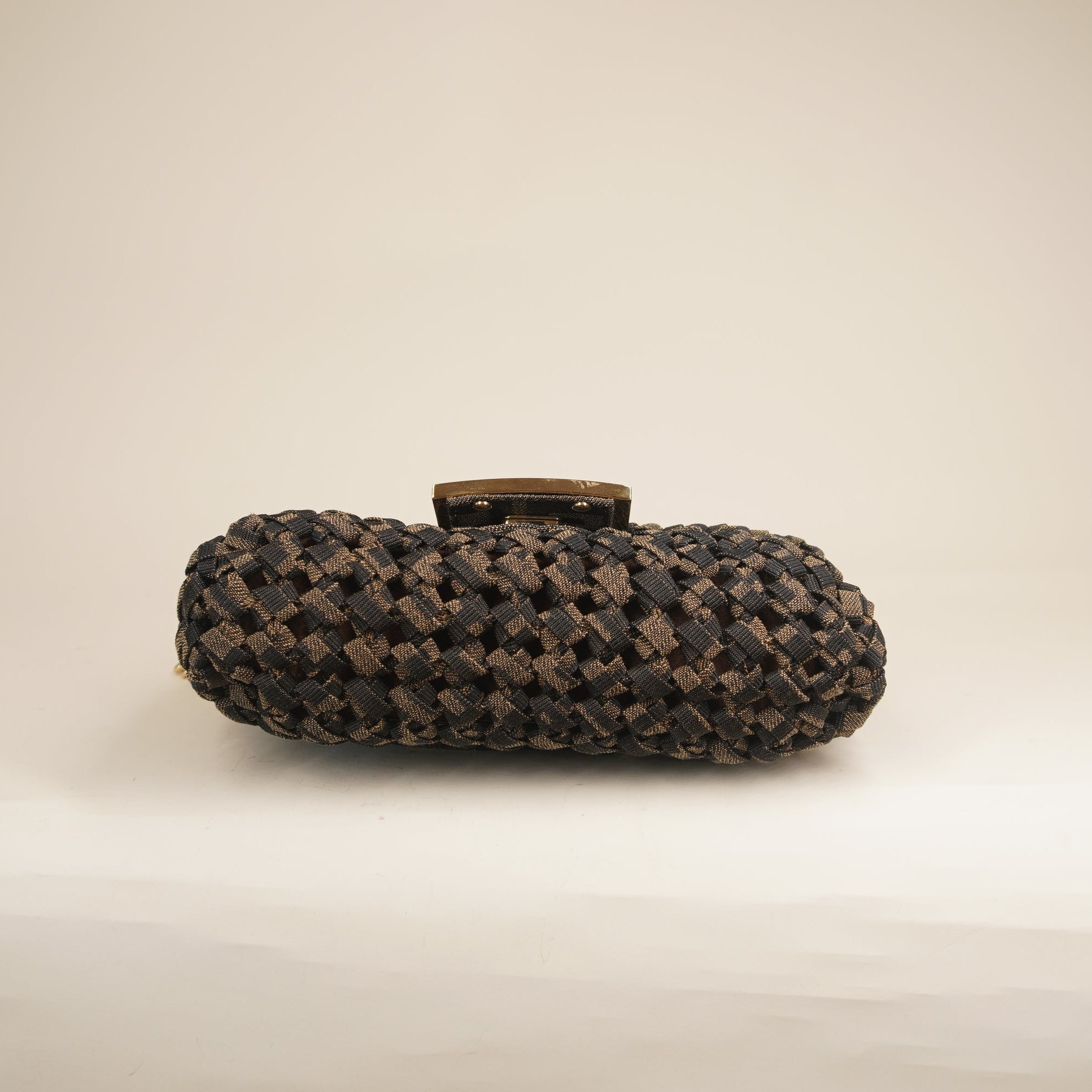 PRE-OWNED FF Baguette NM Bag Woven Zucca Canvas Shoulder Bag