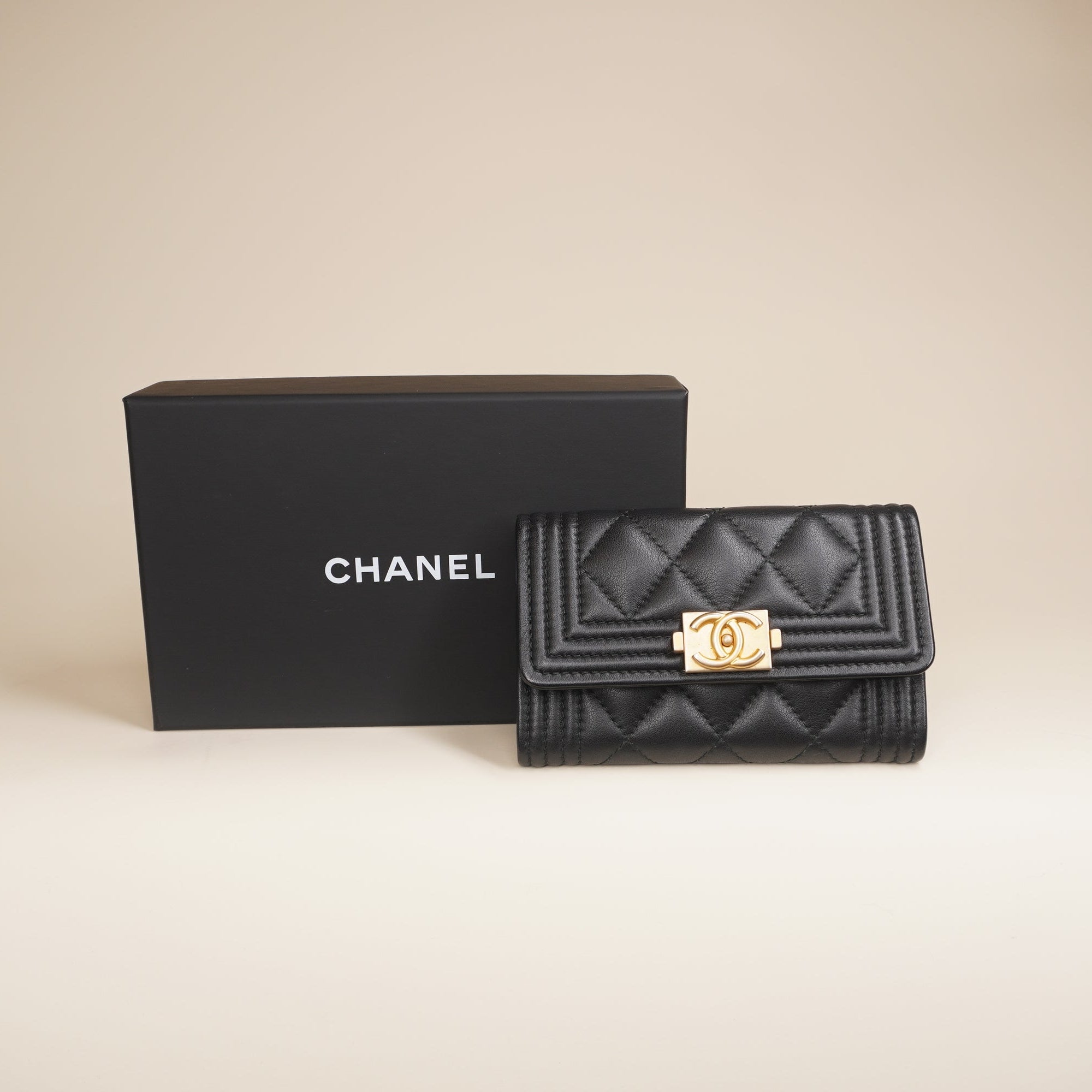PRE-OWNED Caviar Quilted Small Boy Flap Wallet Black
