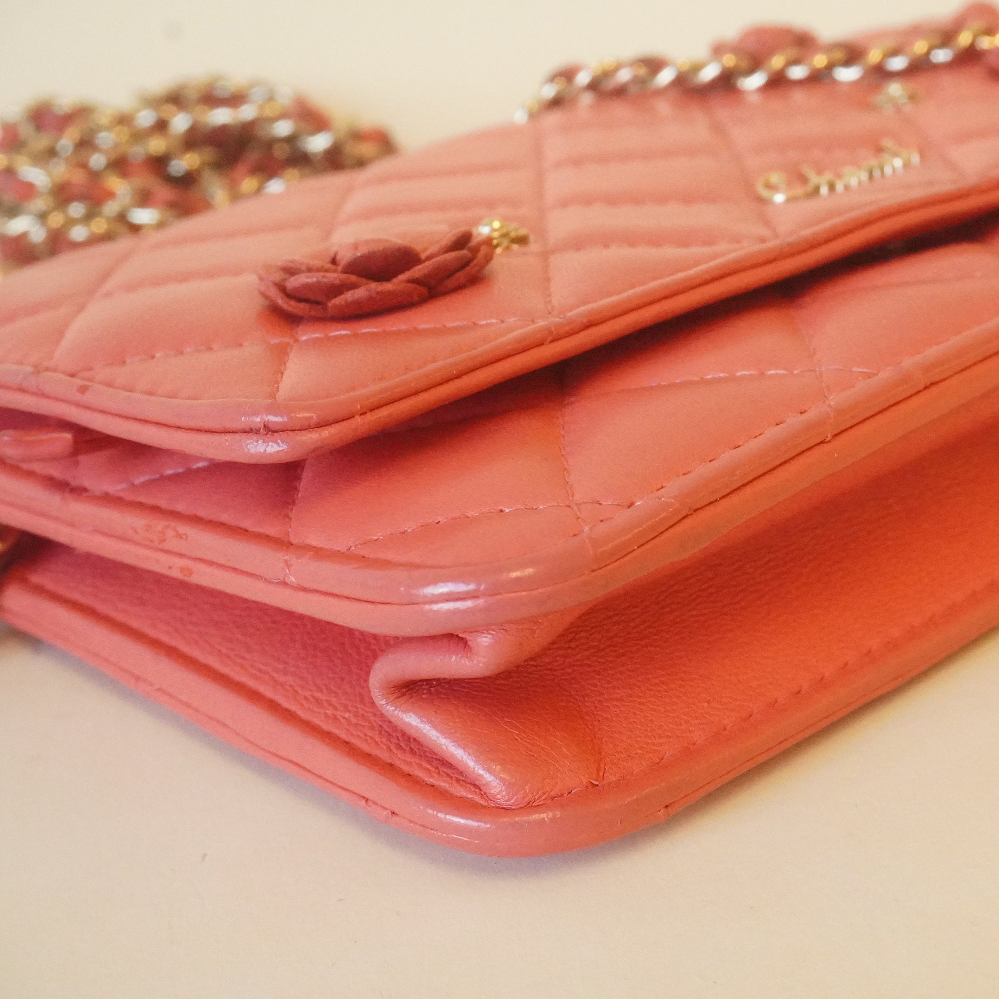 PRE-OWNED CC Matelasse Camellia Pink Lambskin Wallet On Chain